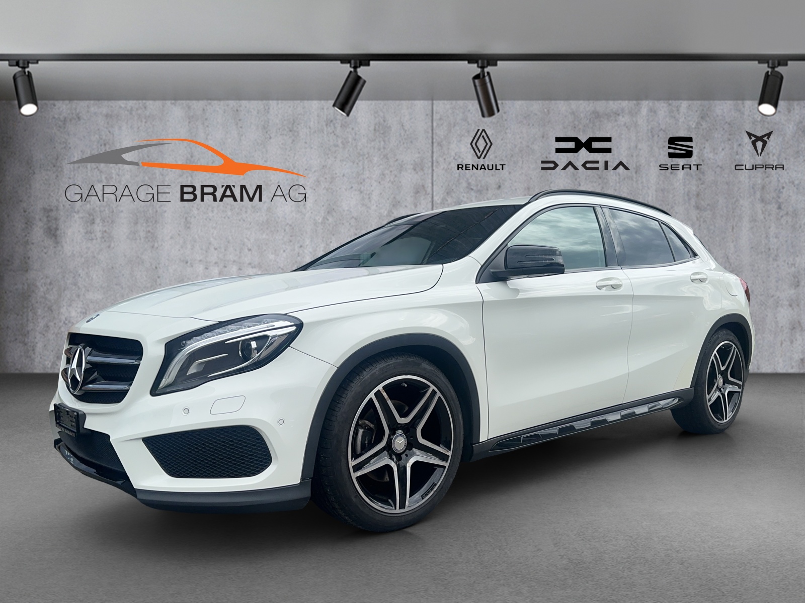 MERCEDES-BENZ GLA 250 AMG Line 4Matic 7G-DCT