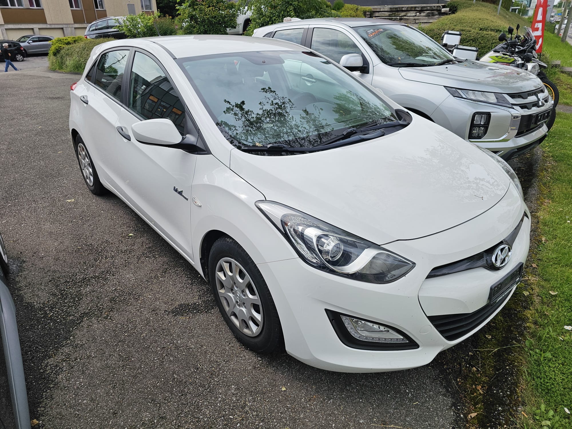 HYUNDAI i30 1.4 PREMIUM