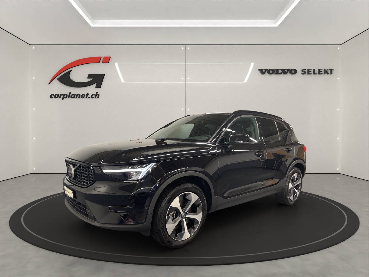 VOLVO XC40 2.0 B4 MH Plus Dark