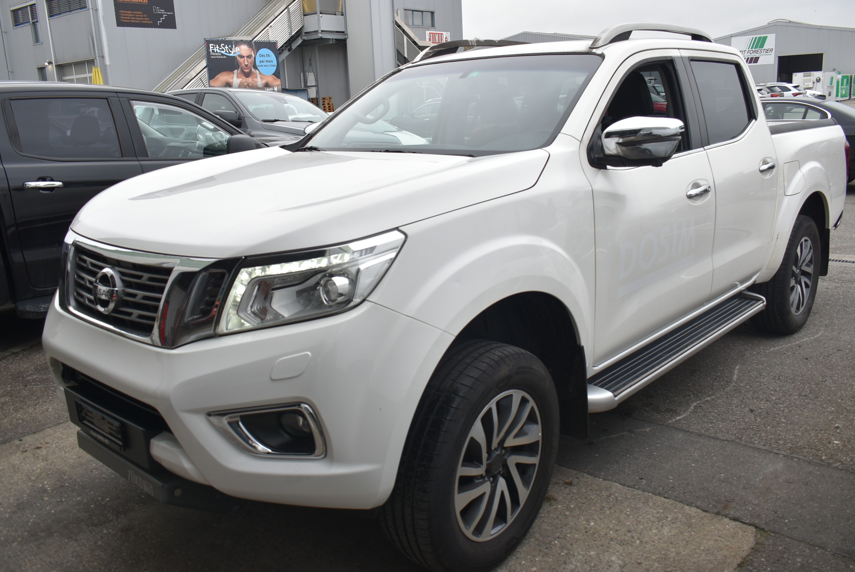 NISSAN Navara Double Cab N-Connecta 2.3 dCi 4WD Automatic