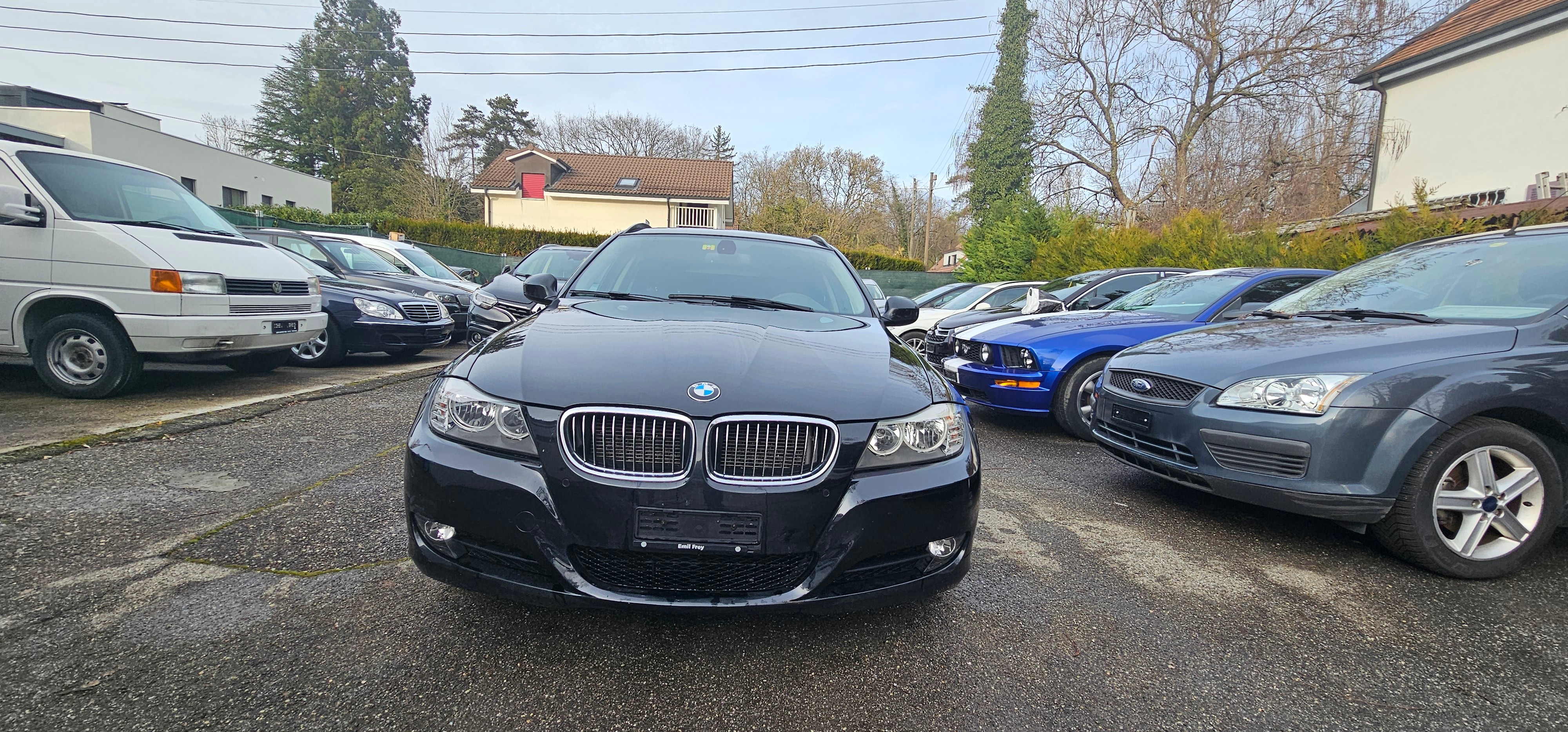 BMW 325i xDrive Touring