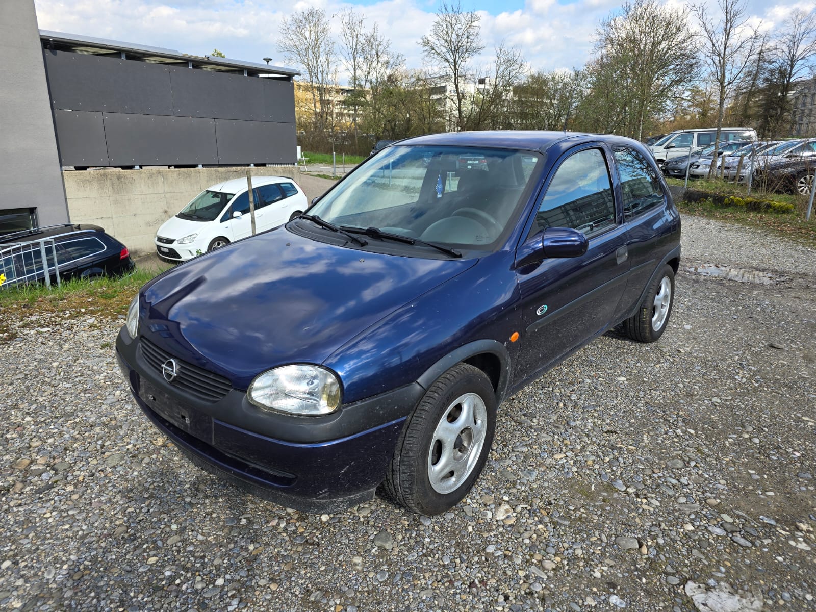 OPEL Corsa 1.2 16V Edition 100