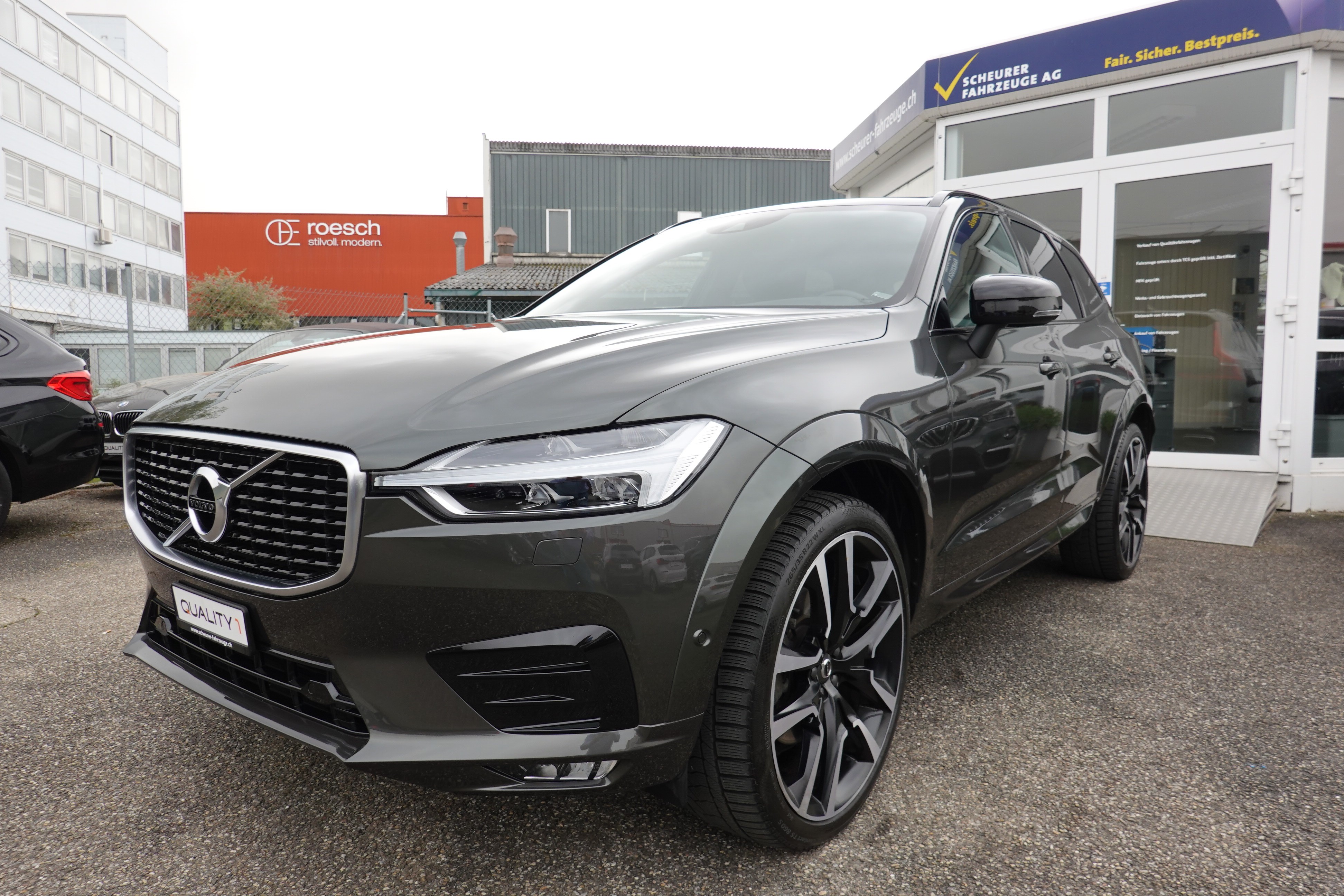 VOLVO XC60 - T6 - AWD - 