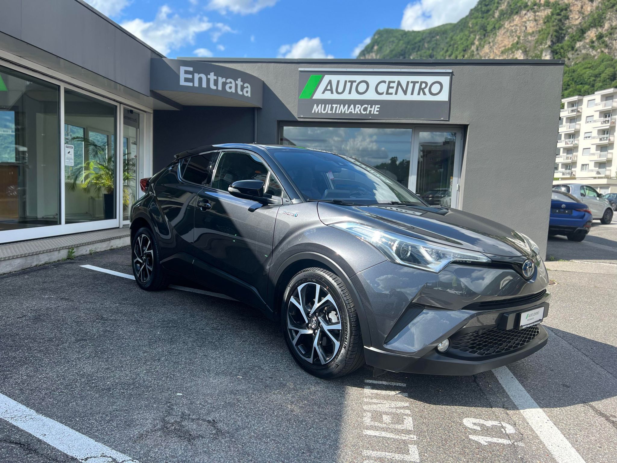 TOYOTA C-HR 1.8 HSD Style CVT