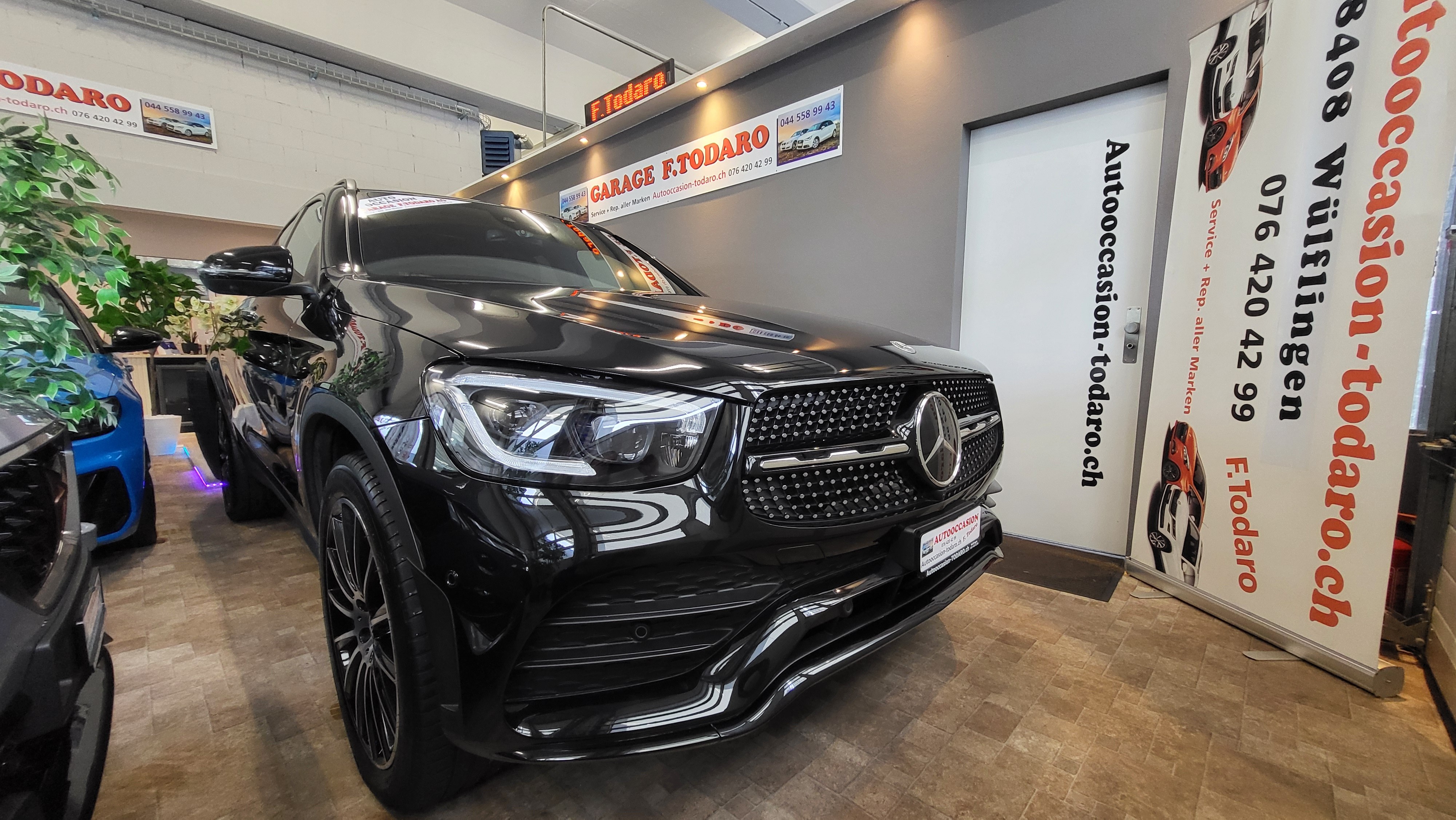 MERCEDES-BENZ GLC 300 de AMG Line 4Matic 9G-Tronic