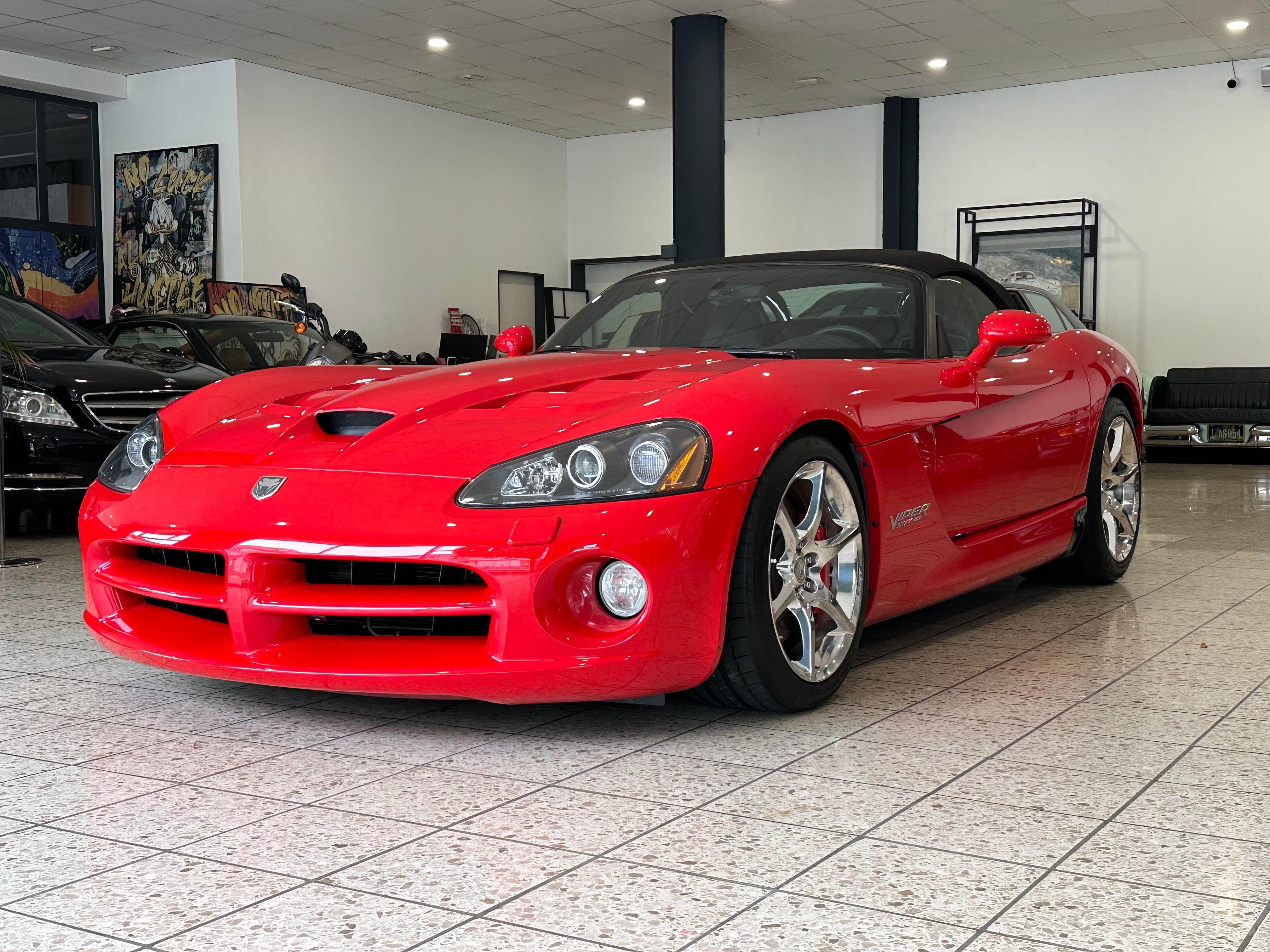 DODGE Viper SRT-10