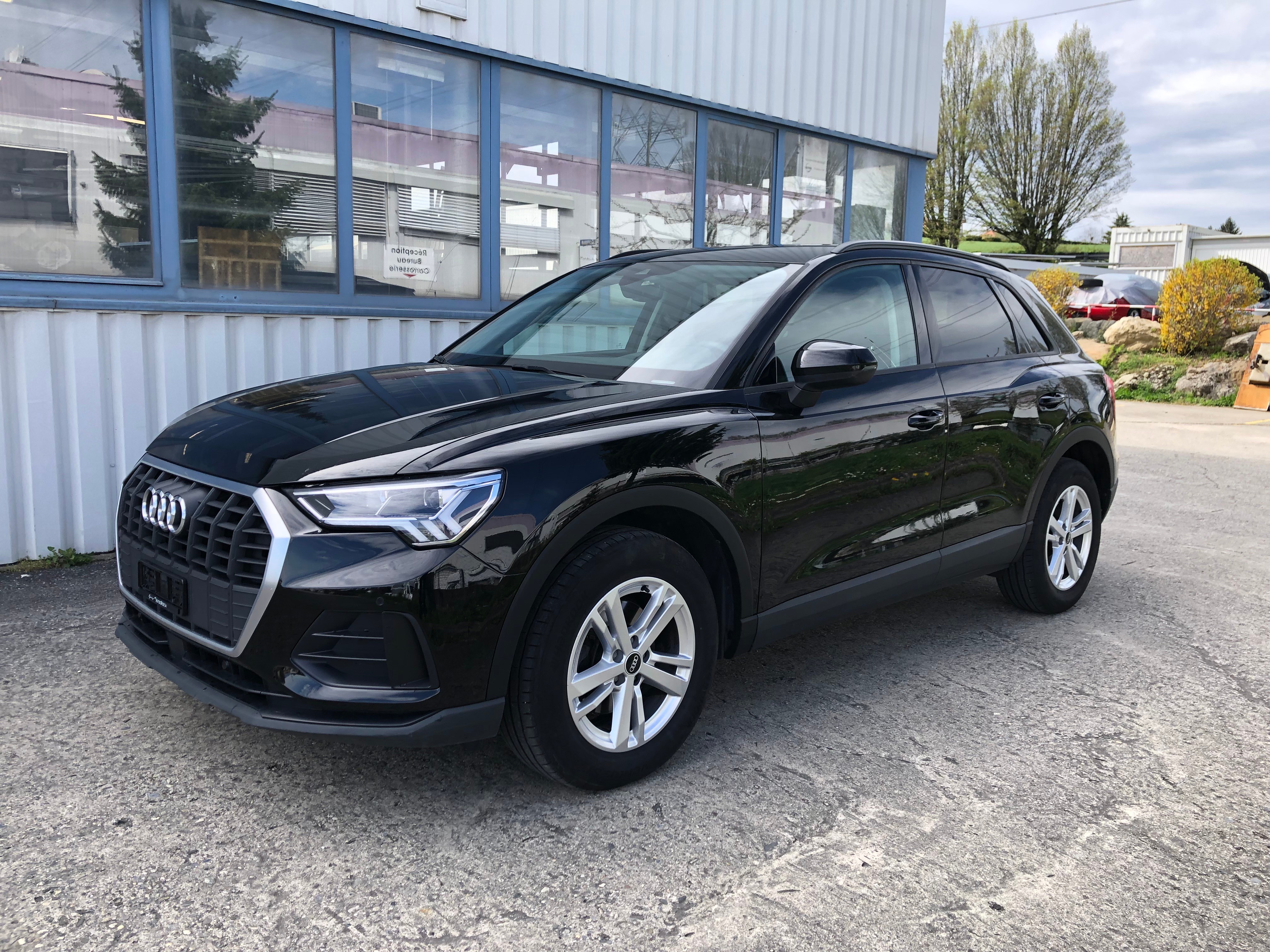 AUDI Q3 35 TDI advanced Attraction quattro S-tronic (10)