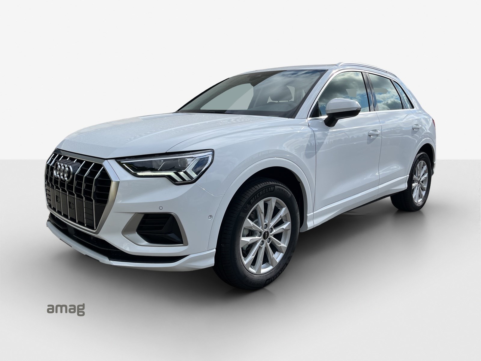 AUDI Q3 35 TFSI advanced Attraction S-tronic