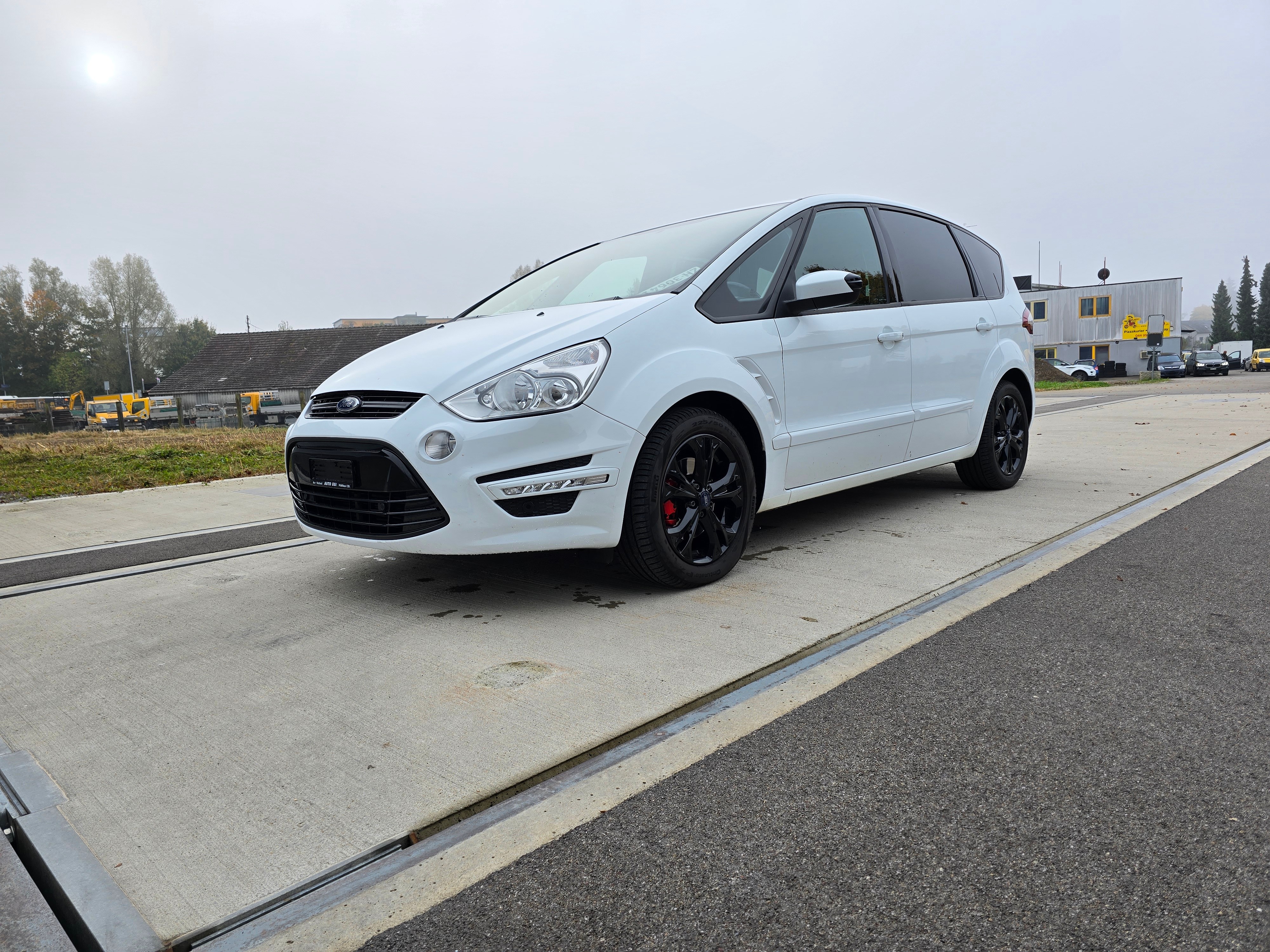 FORD S-Max 2.0 TDCi KNIE-Edition PowerShift