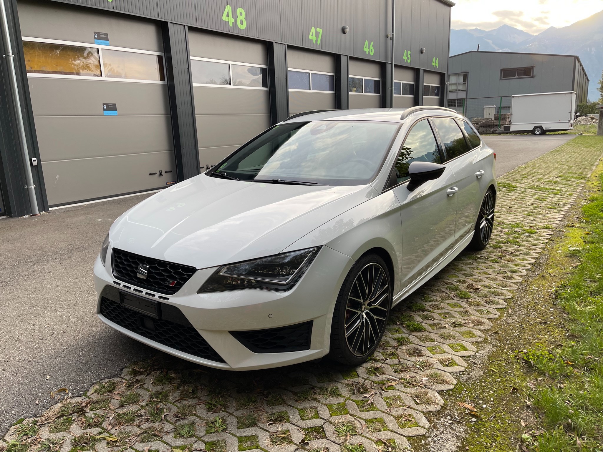 SEAT Leon ST 2.0 TSI Cupra 290