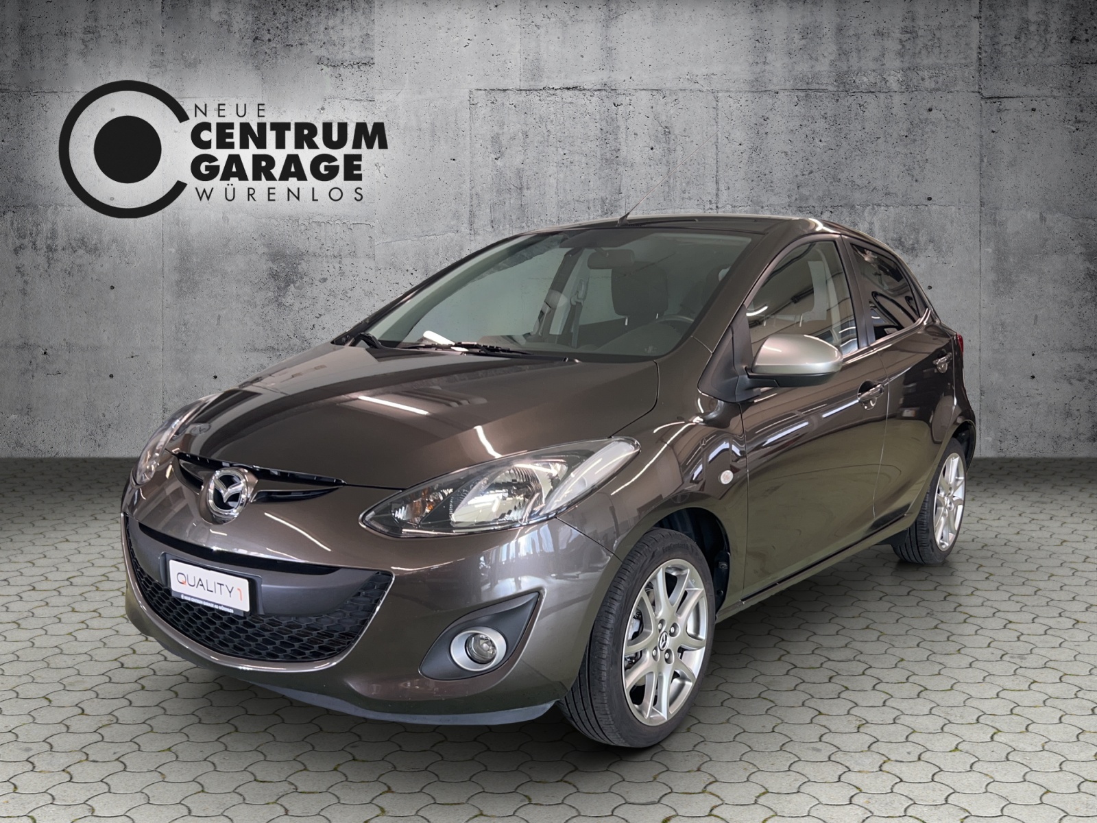 MAZDA 2 1.3i 16V Voila ma Suisse Edition+