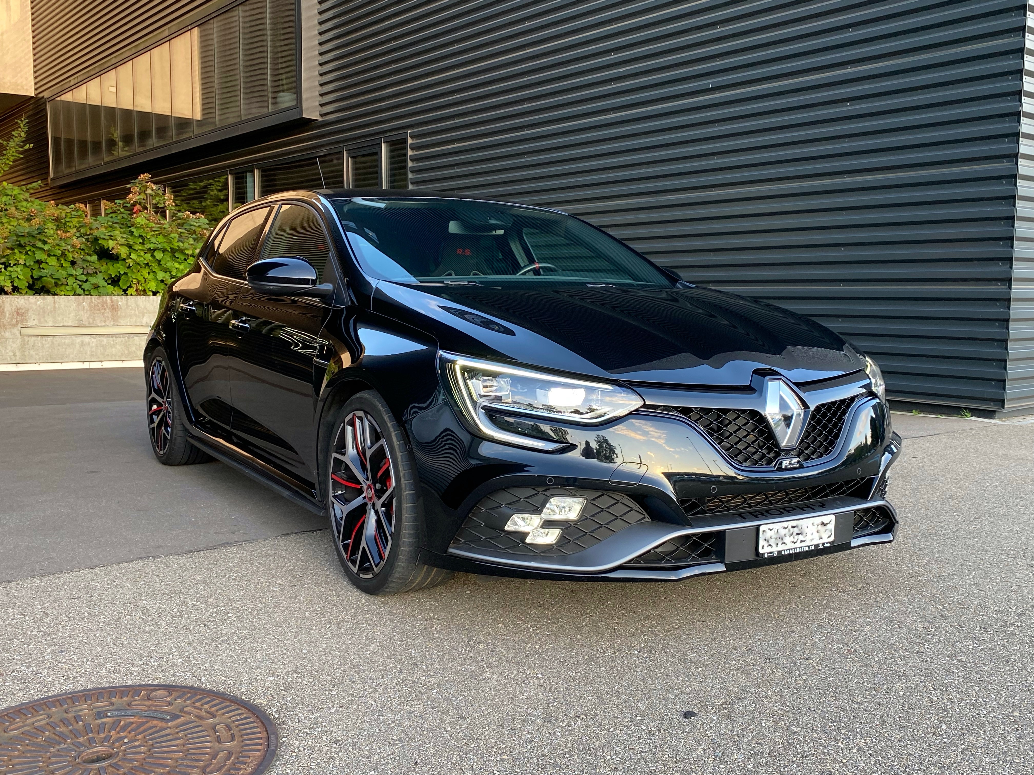 RENAULT Mégane Trophy 300 EDC