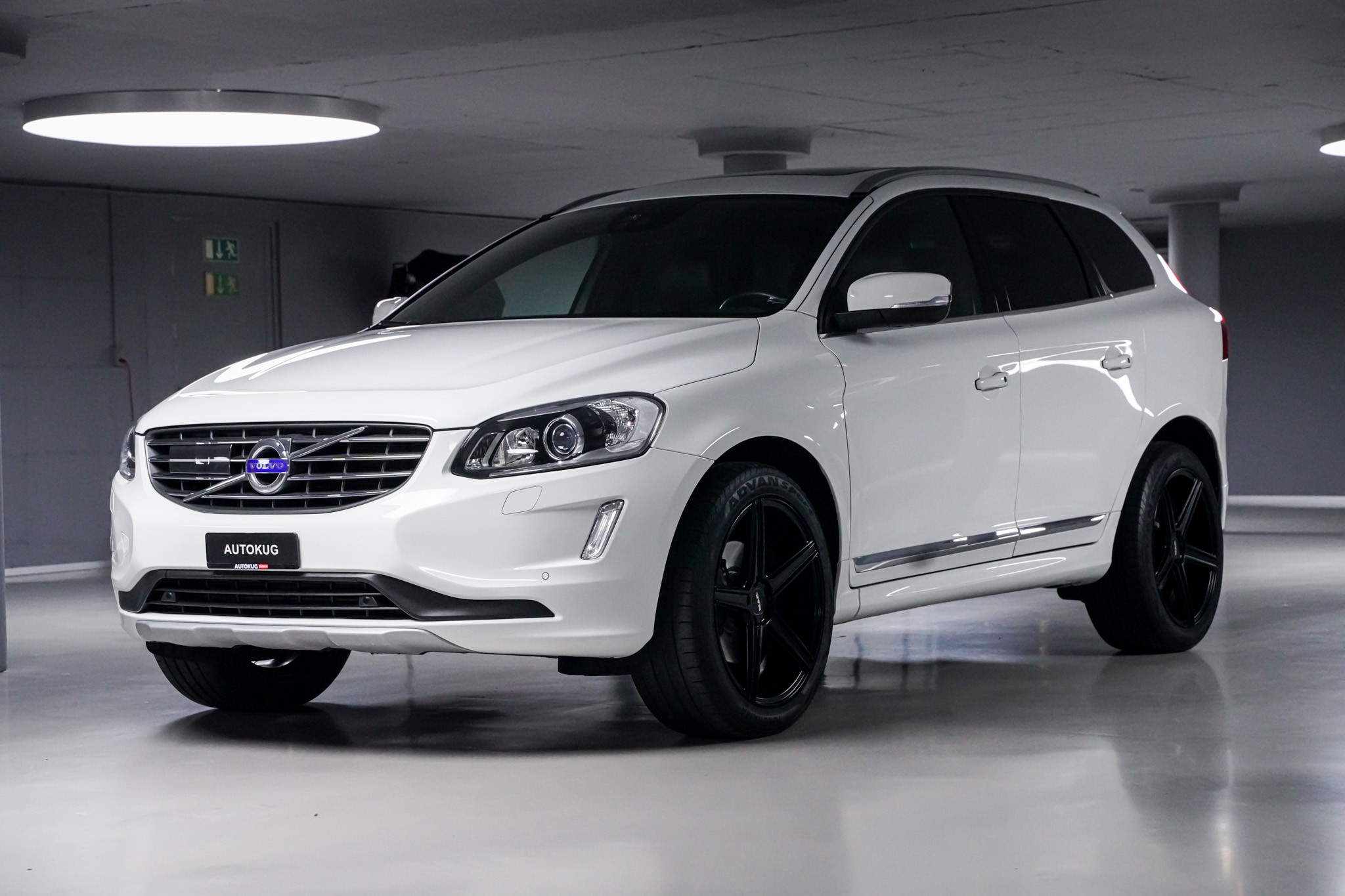 VOLVO XC60 D4 AWD Summum Geartronic