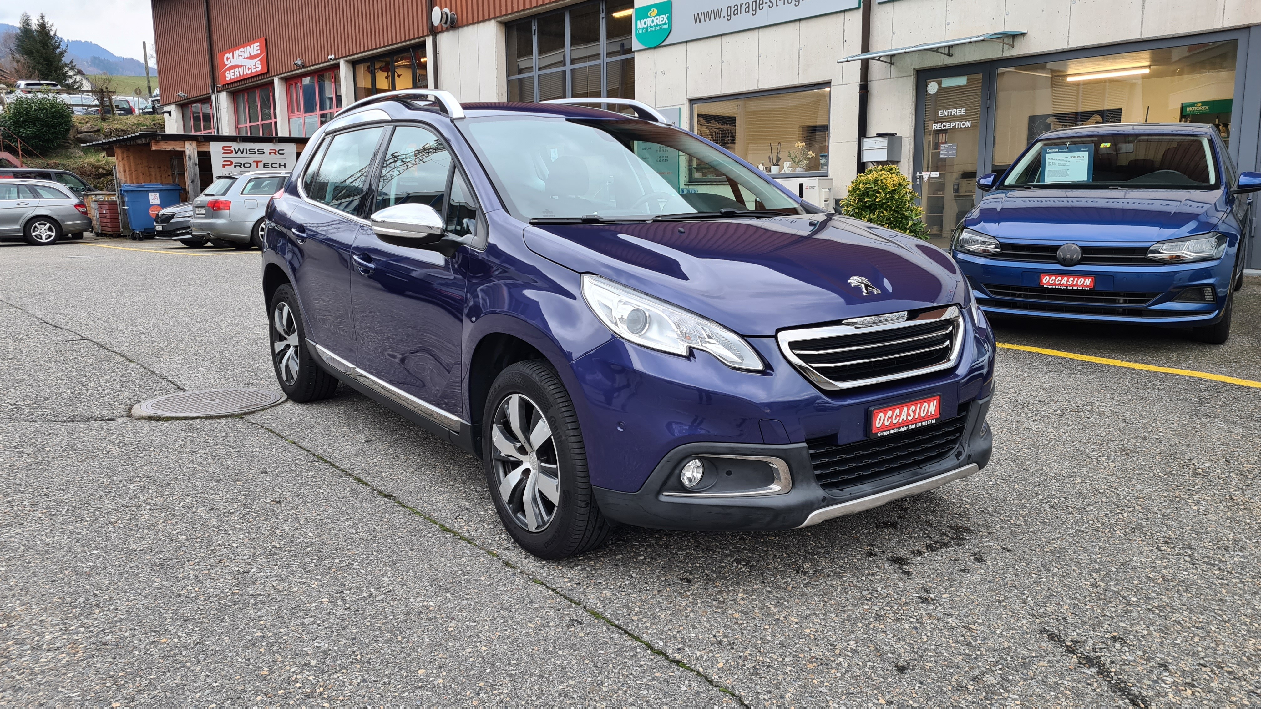 PEUGEOT 2008 1.2 PureTech Allure