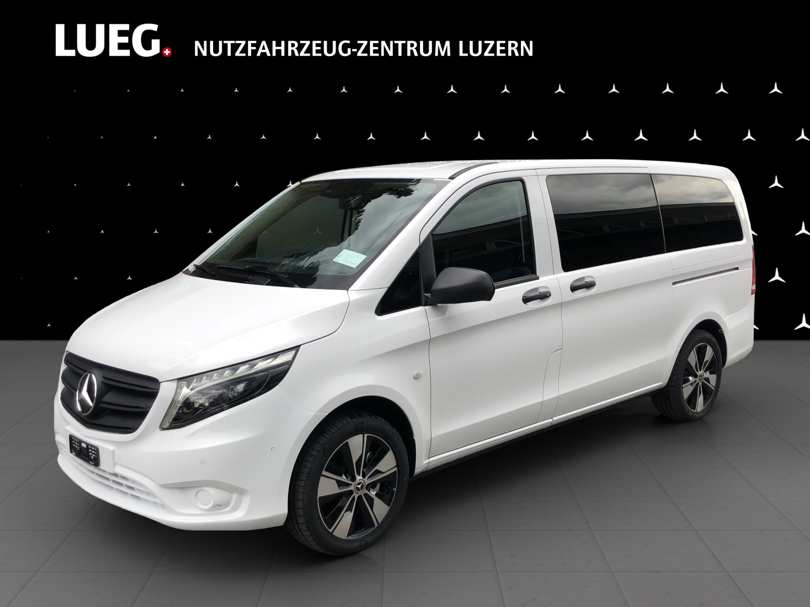 MERCEDES-BENZ Vito 116 CDI FAMILY Select Tourer 4Matic 9G-Tronic Lang