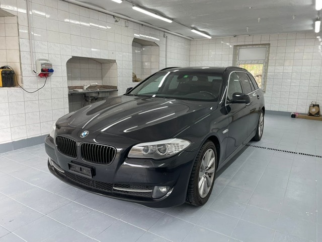 BMW 530d Touring Steptronic