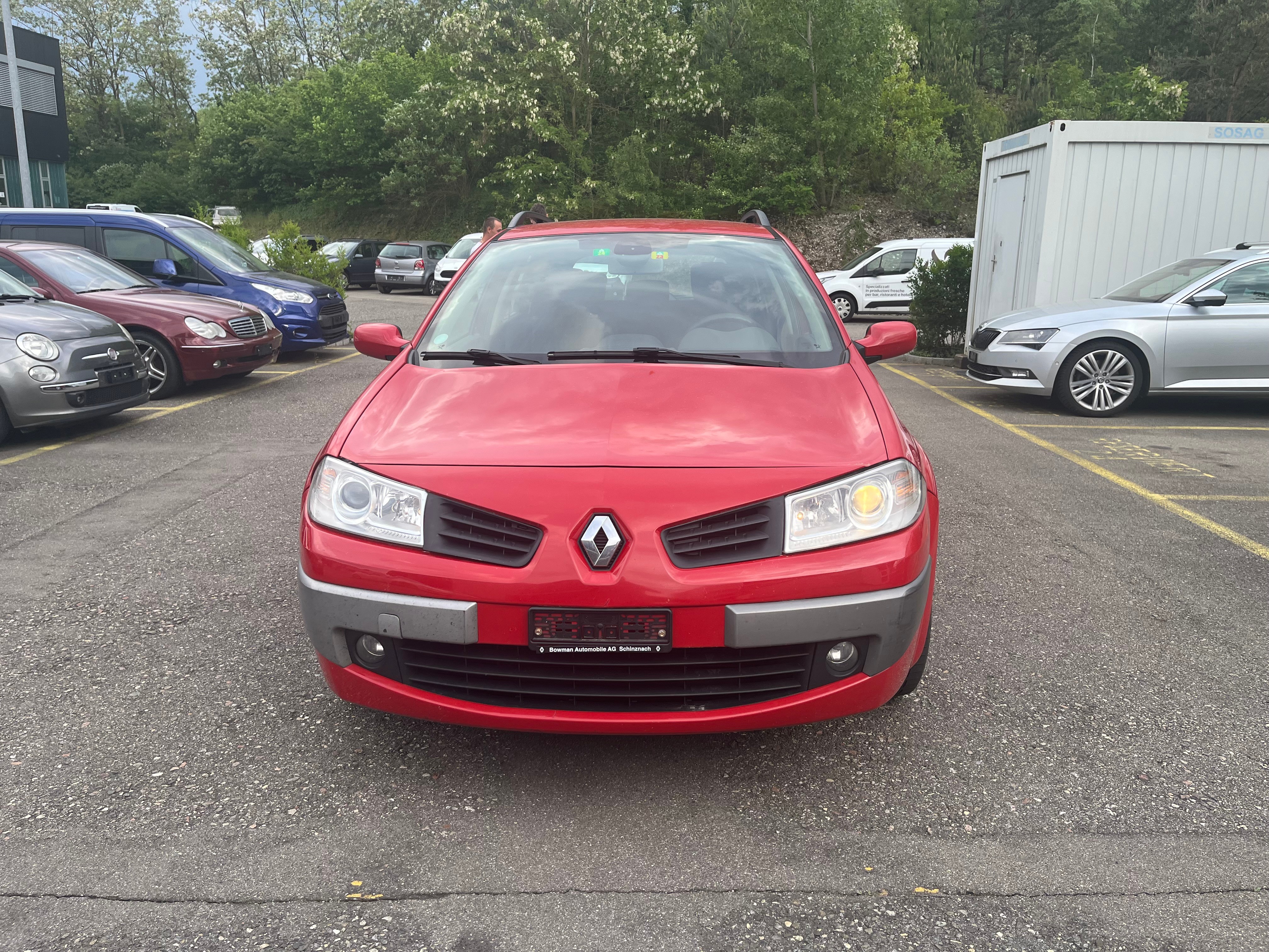 RENAULT Mégane Break 1.6 16V Emotion