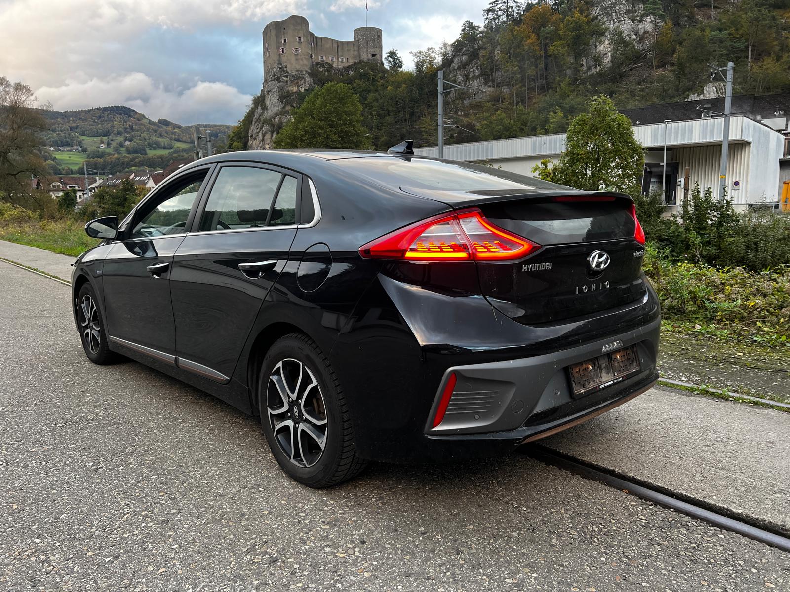 HYUNDAI Ioniq