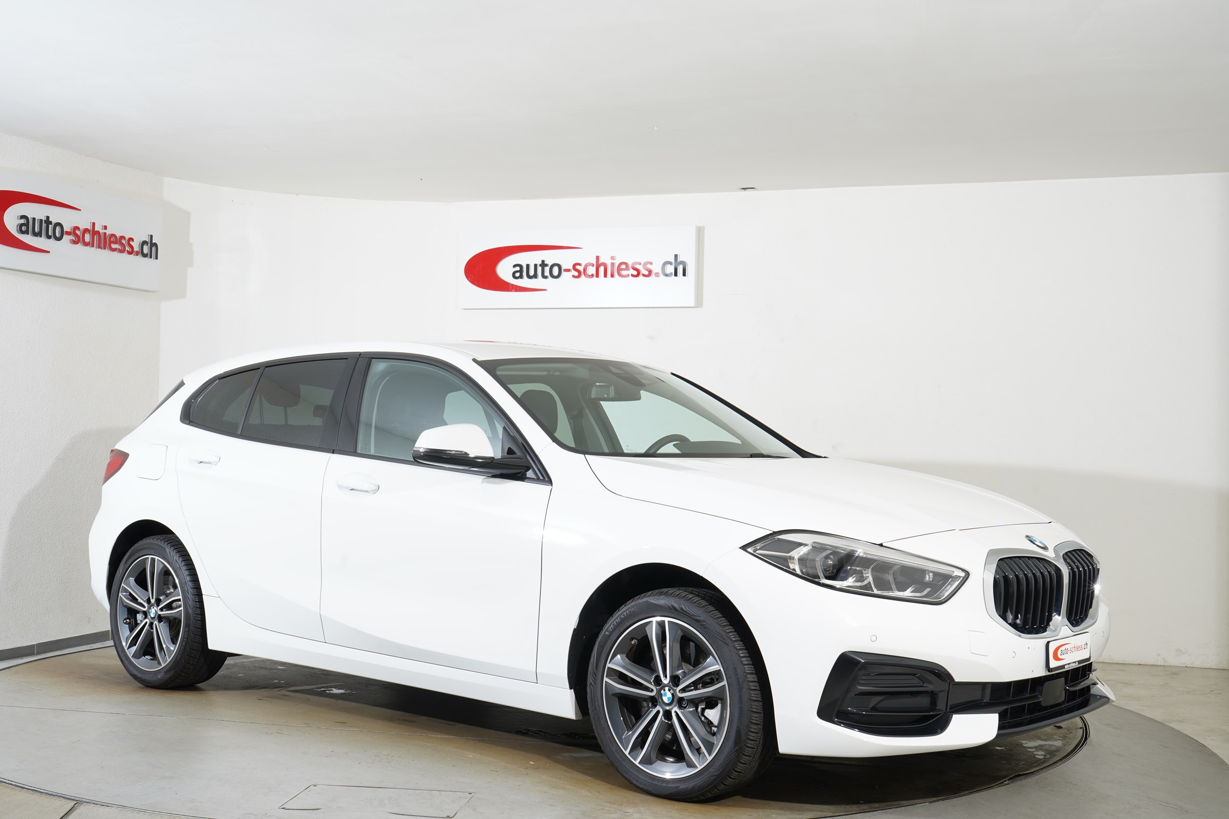 BMW 120 i Sport Line Steptronic