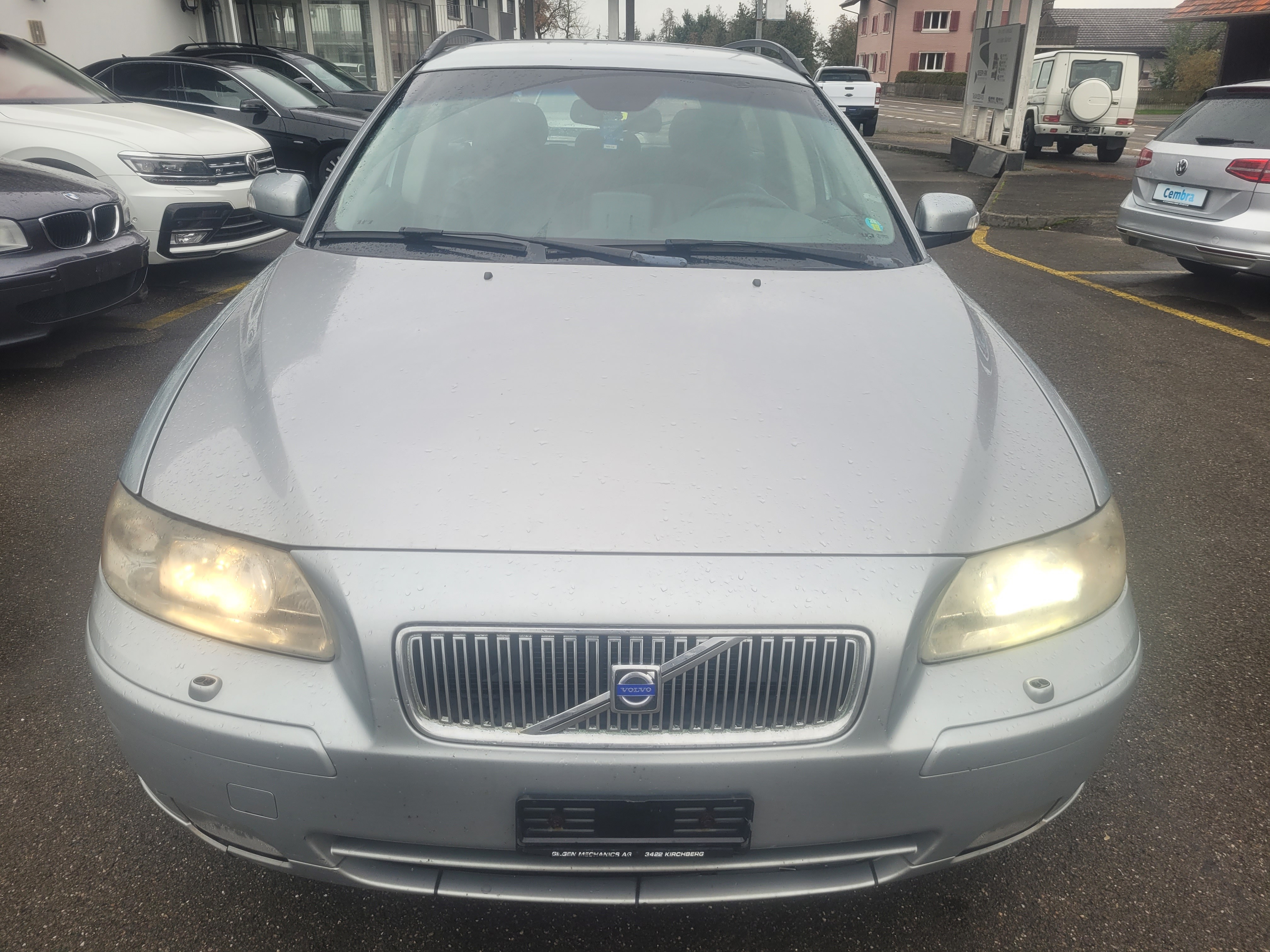 VOLVO V70 D5 AWD Momentum