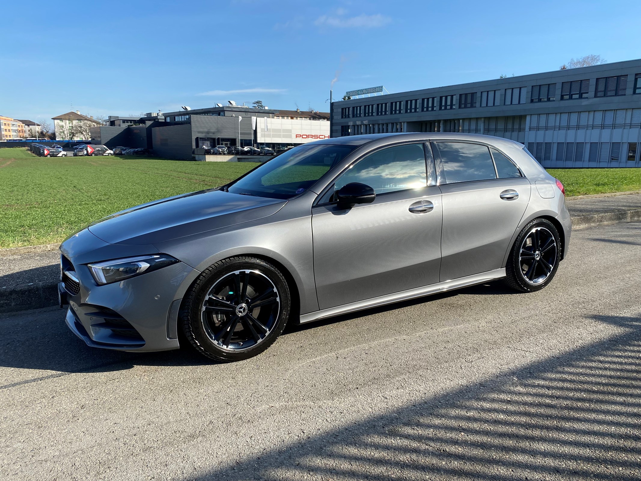 MERCEDES-BENZ A 200 AMG Line 7G-DCT