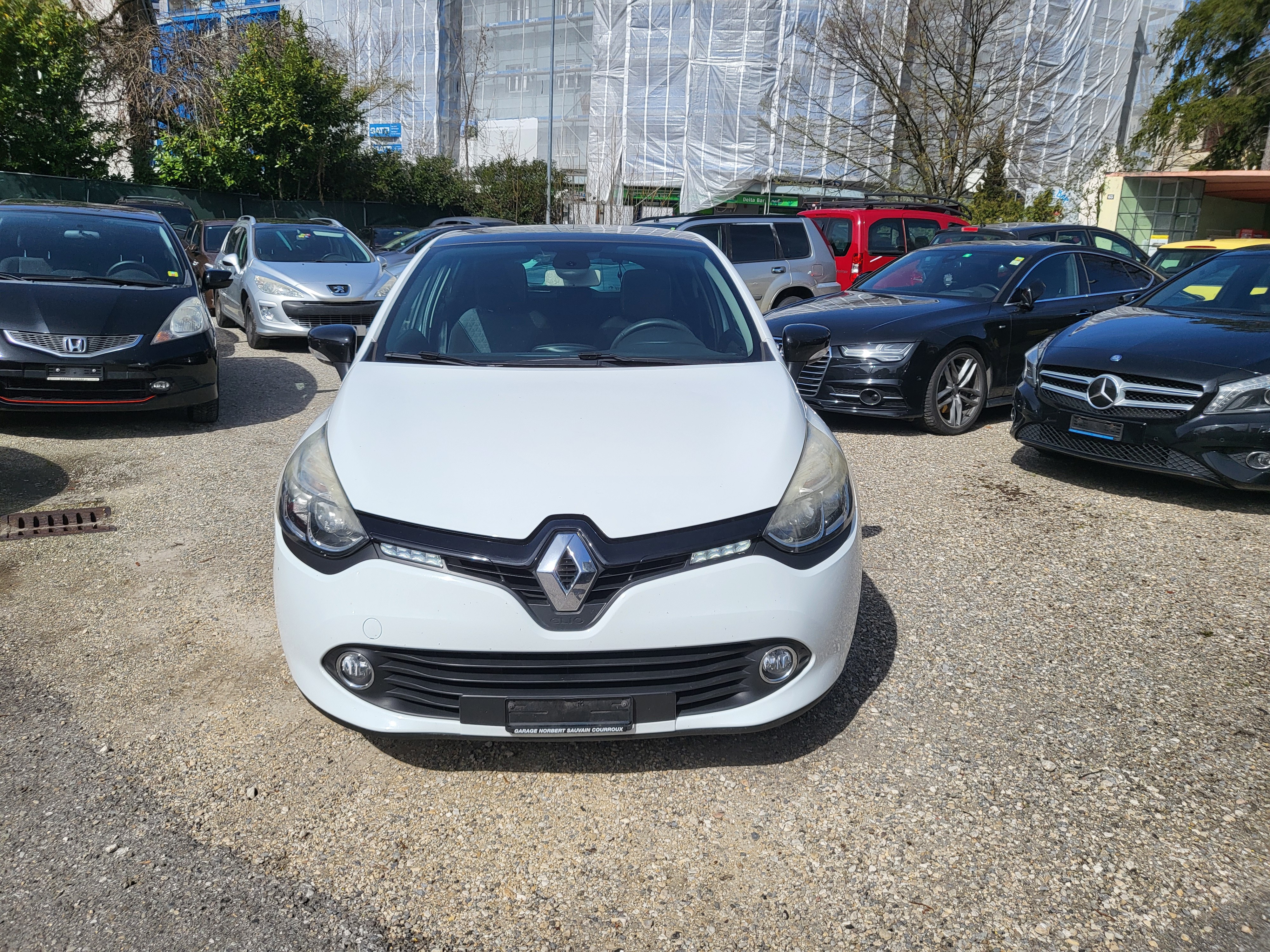 RENAULT Clio 0.9 12V Swiss Edition