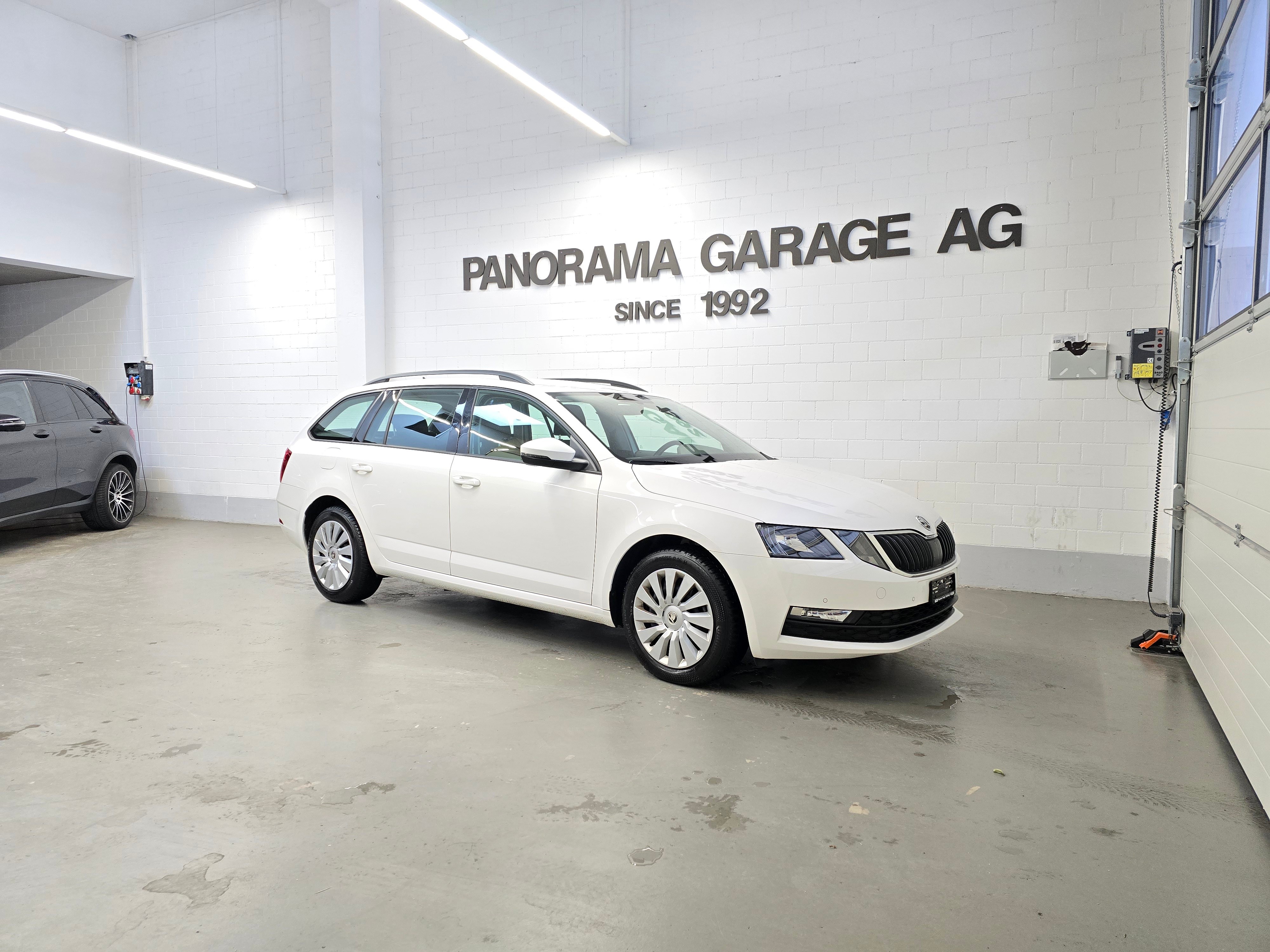 SKODA Octavia Combi 2.0 TDI Ambition 4x4 DSG