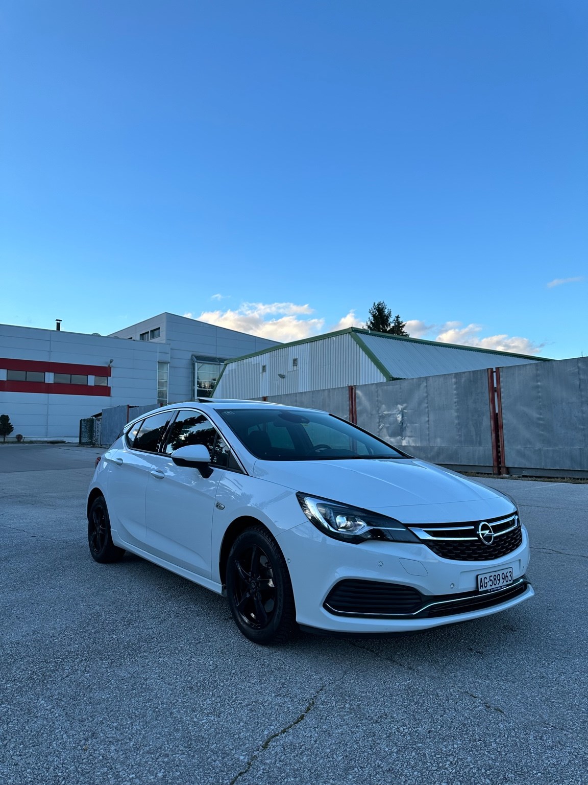OPEL Astra 1.6i Turbo Excellence