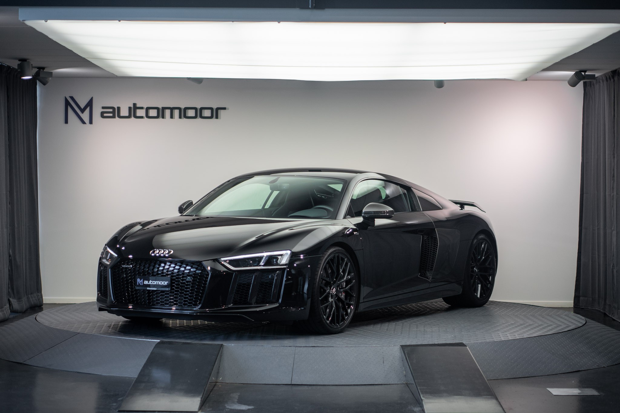 AUDI R8 Coupé 5.2 plus S-Tronic *ohne OPF* *Carbon* *B&O* *Sportauspuff*