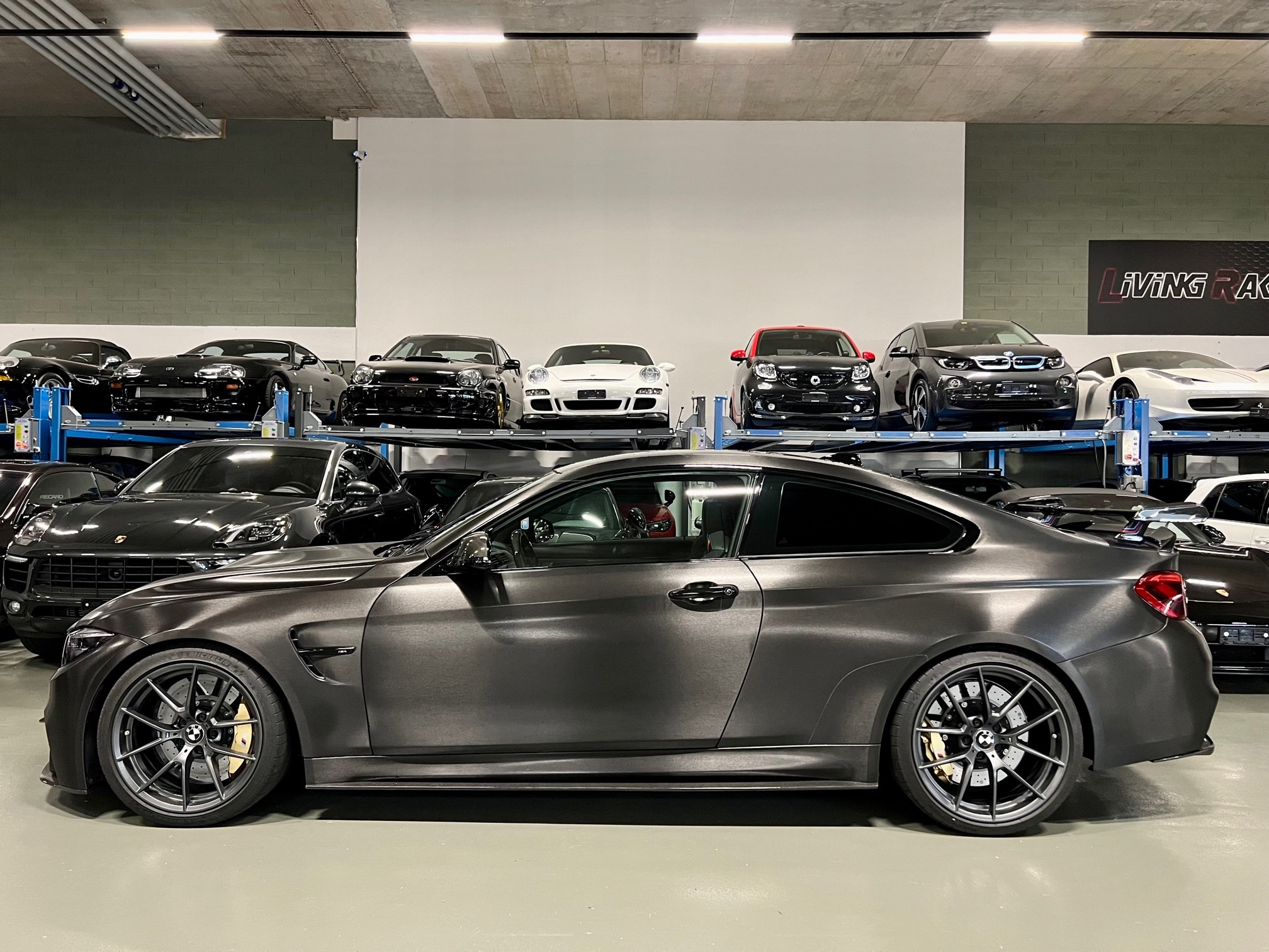 BMW M4 Coupé CS DKG