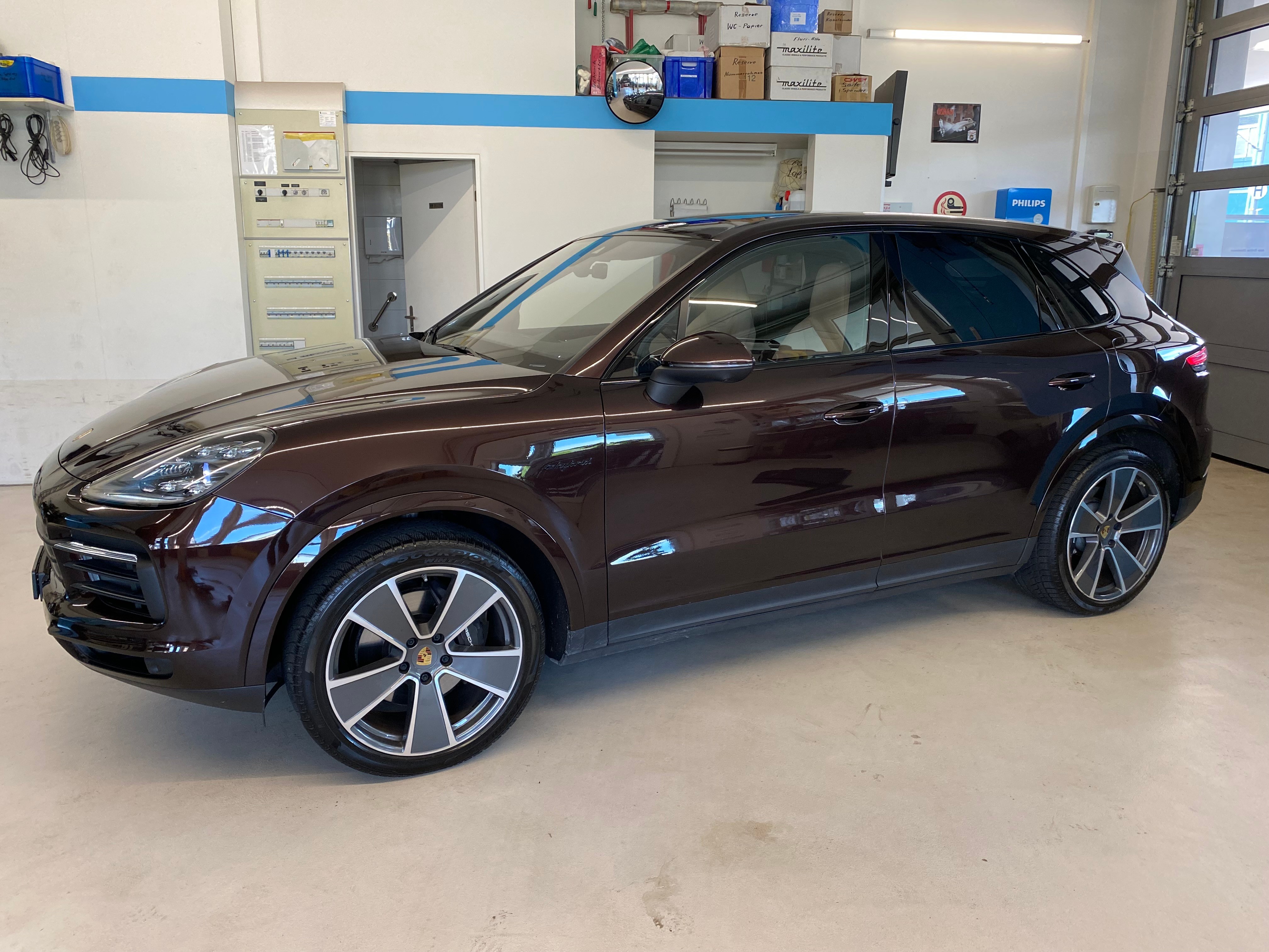 PORSCHE Cayenne E-Hybrid Platinum Edition