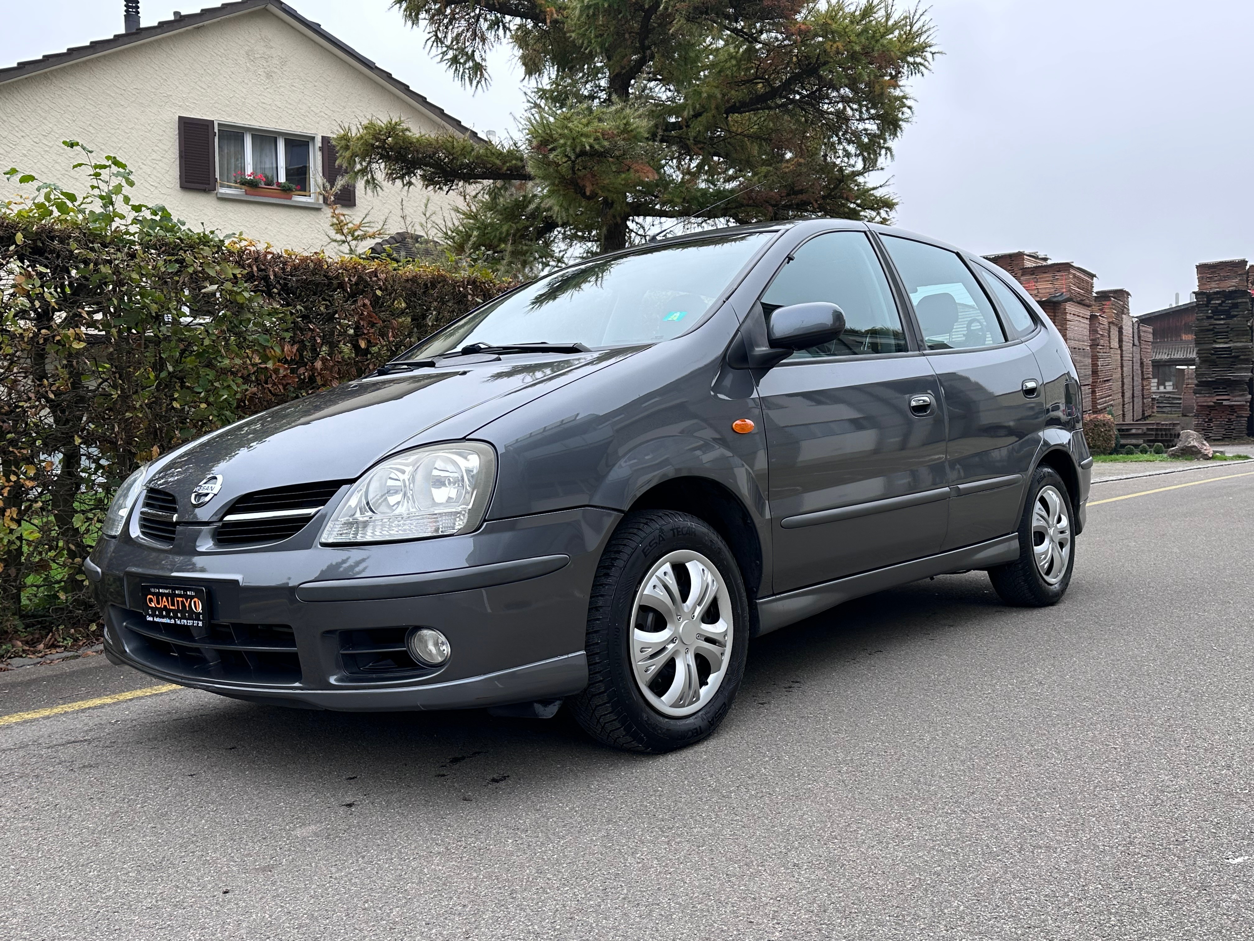 NISSAN Almera Tino 1.8 16V business