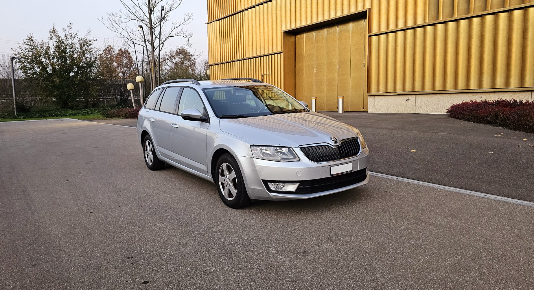 SKODA Octavia Combi 1.6 TDI Fresh DSG