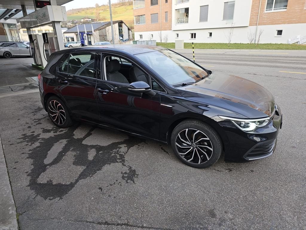 VW Golf 1.5 TSI ACT First Edition