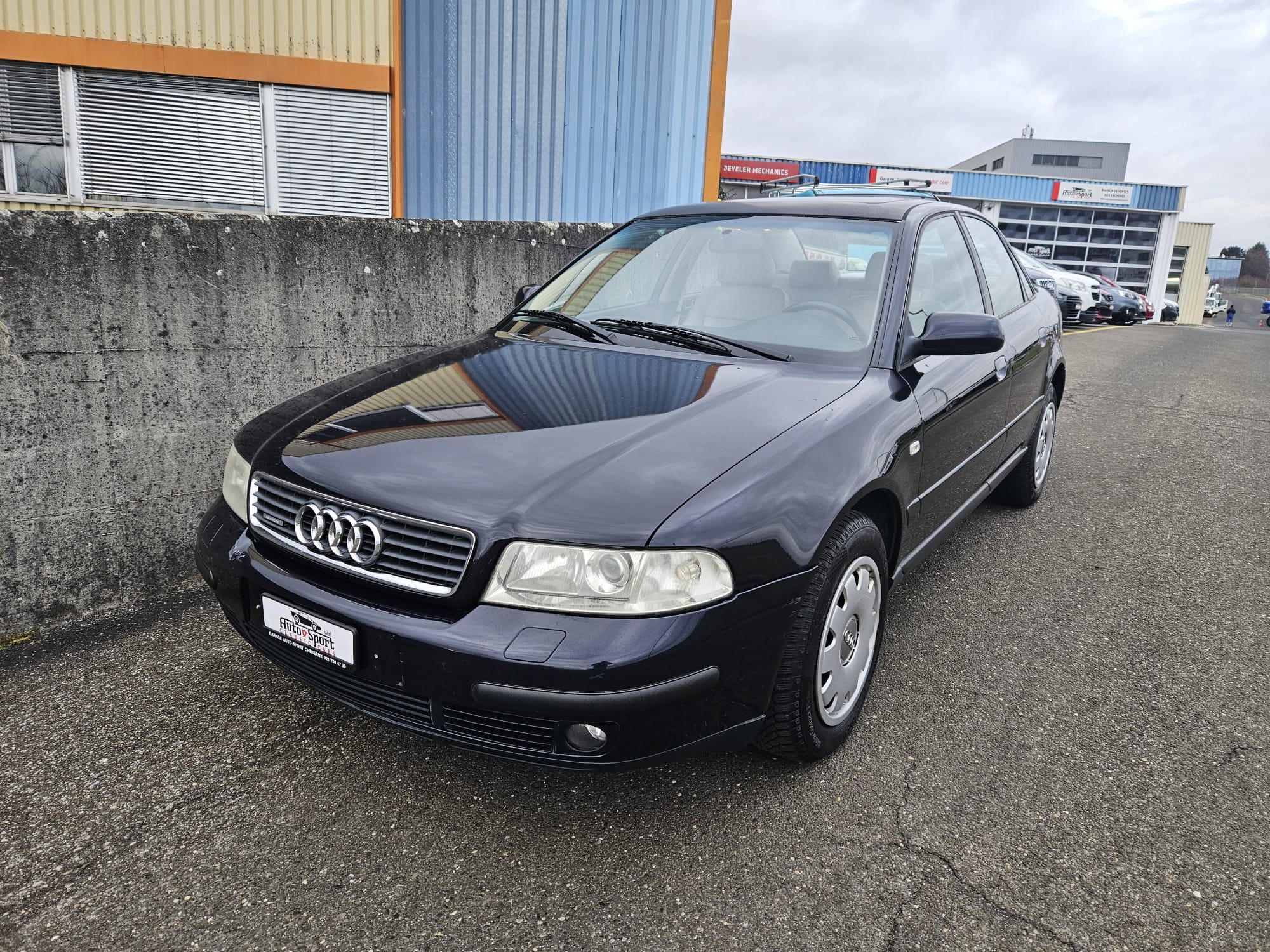 AUDI A4 2.8 quattro Ambition Sport S-Tronic