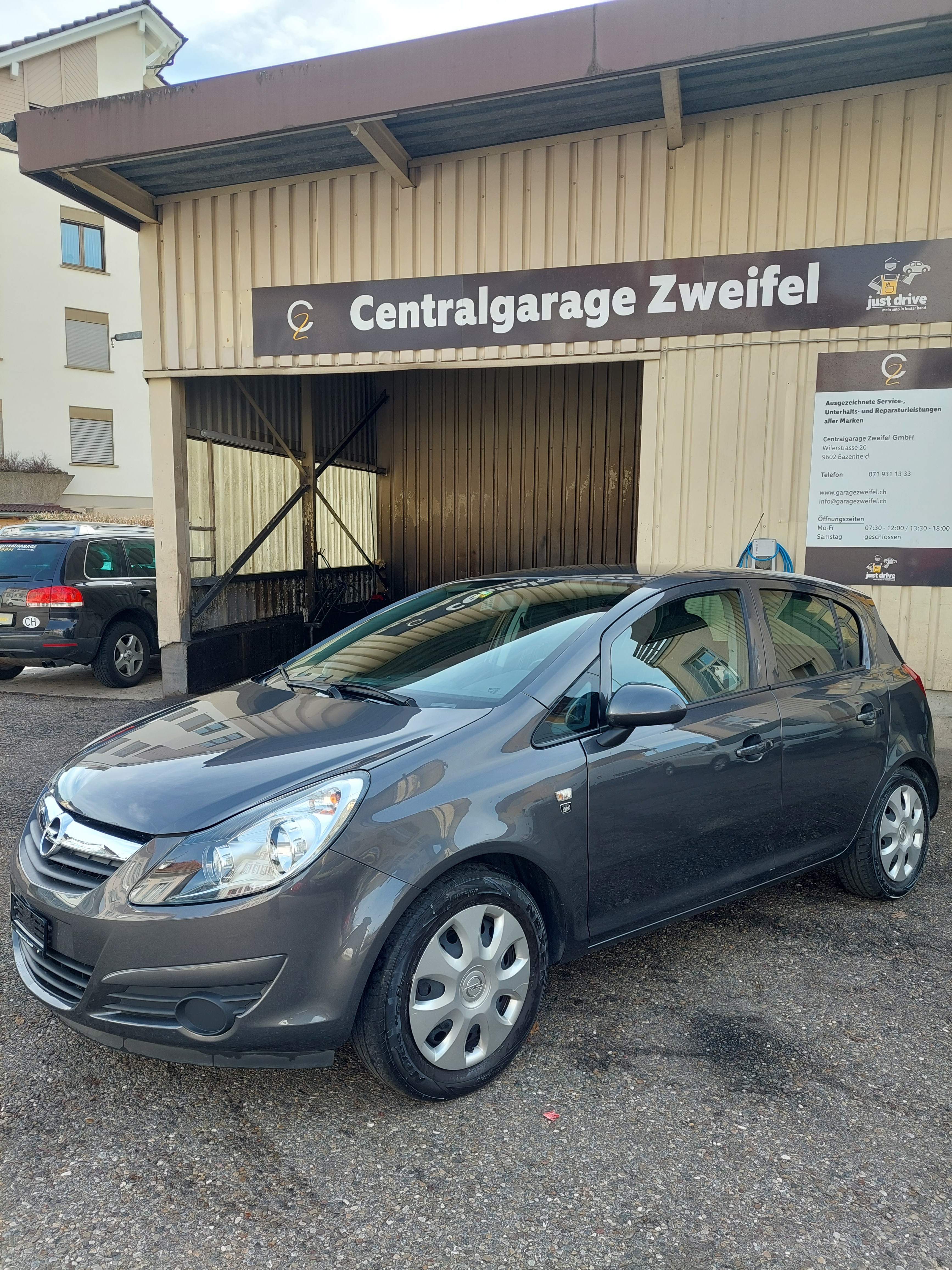 OPEL Corsa 1.4 TP Anniversary Automatic