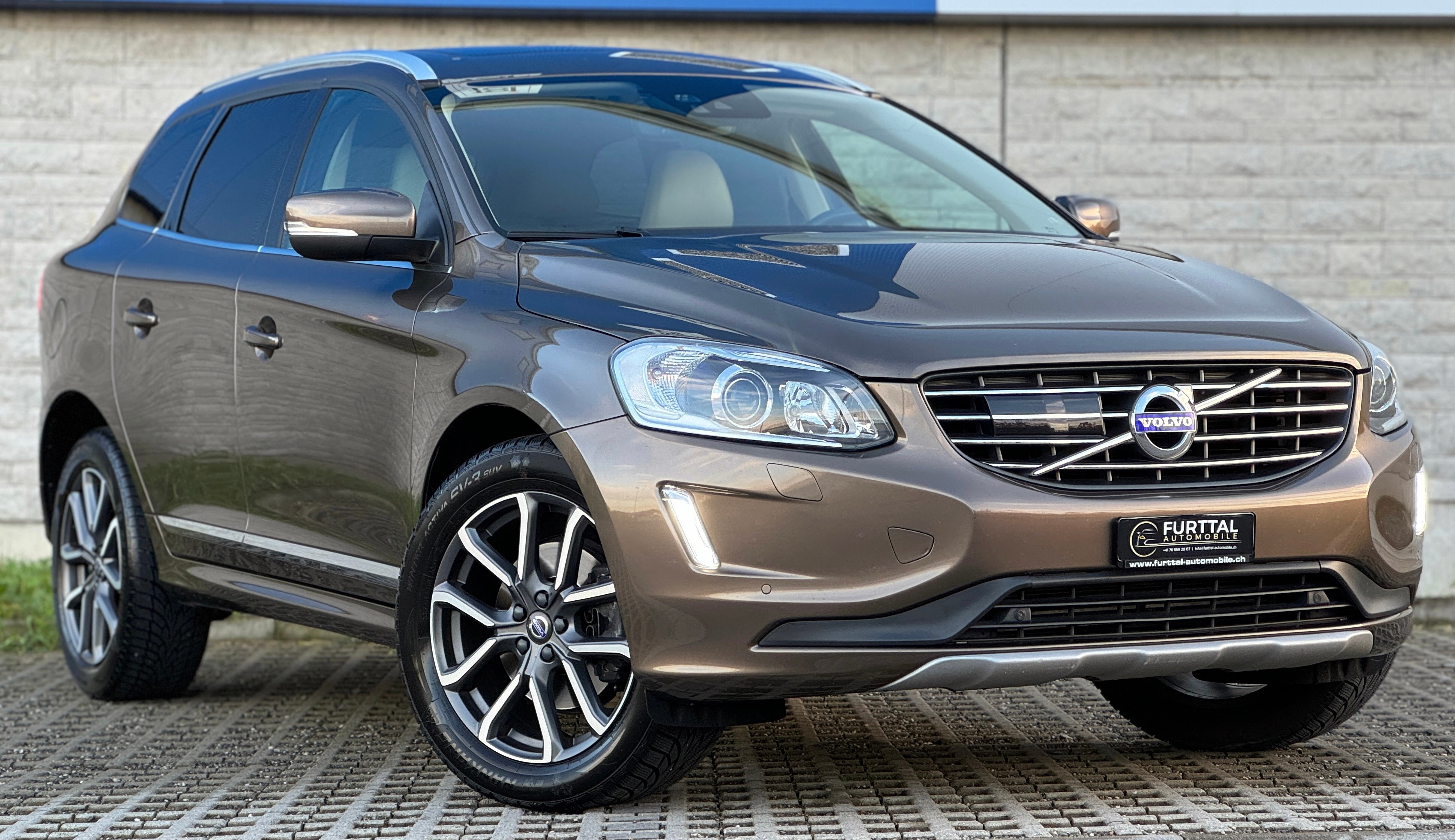 VOLVO XC60 D5 AWD Summum Geartronic