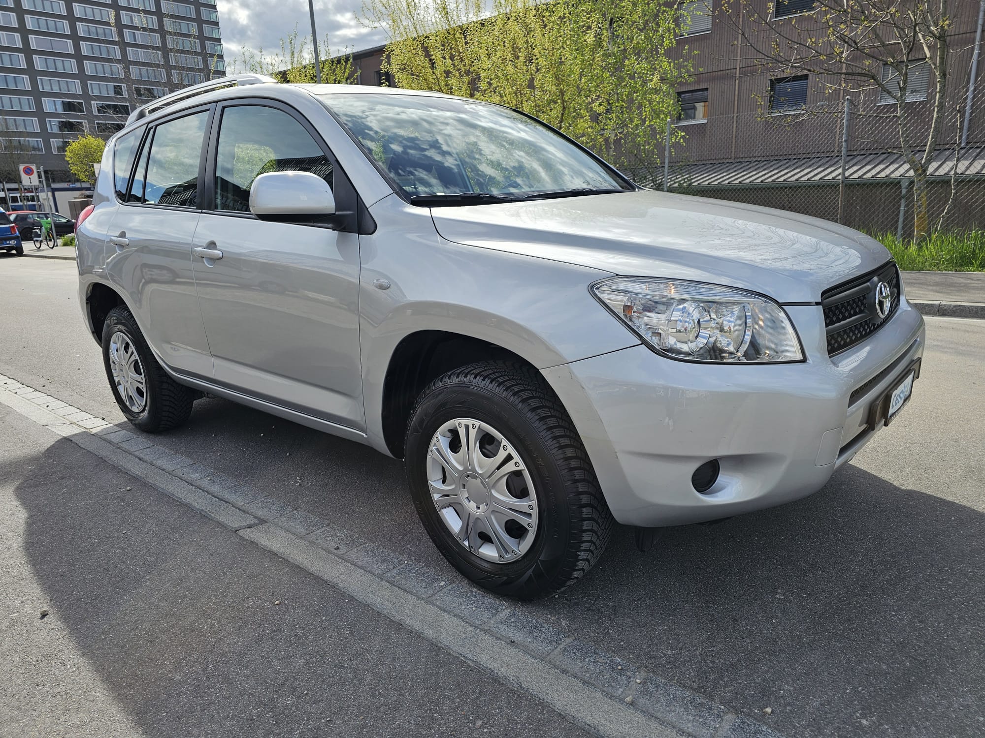 TOYOTA RAV-4 2.2D-4 D Linea Luna