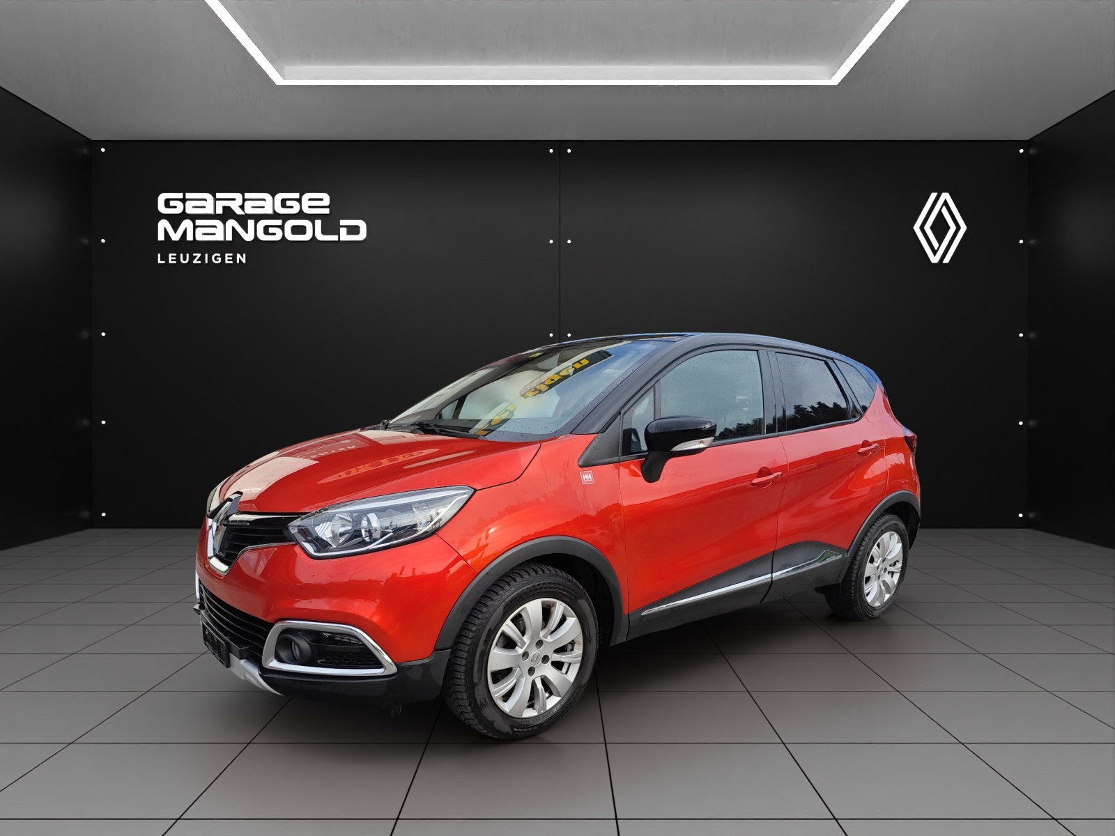 RENAULT Captur 1.2 T Helly Hansen EDC