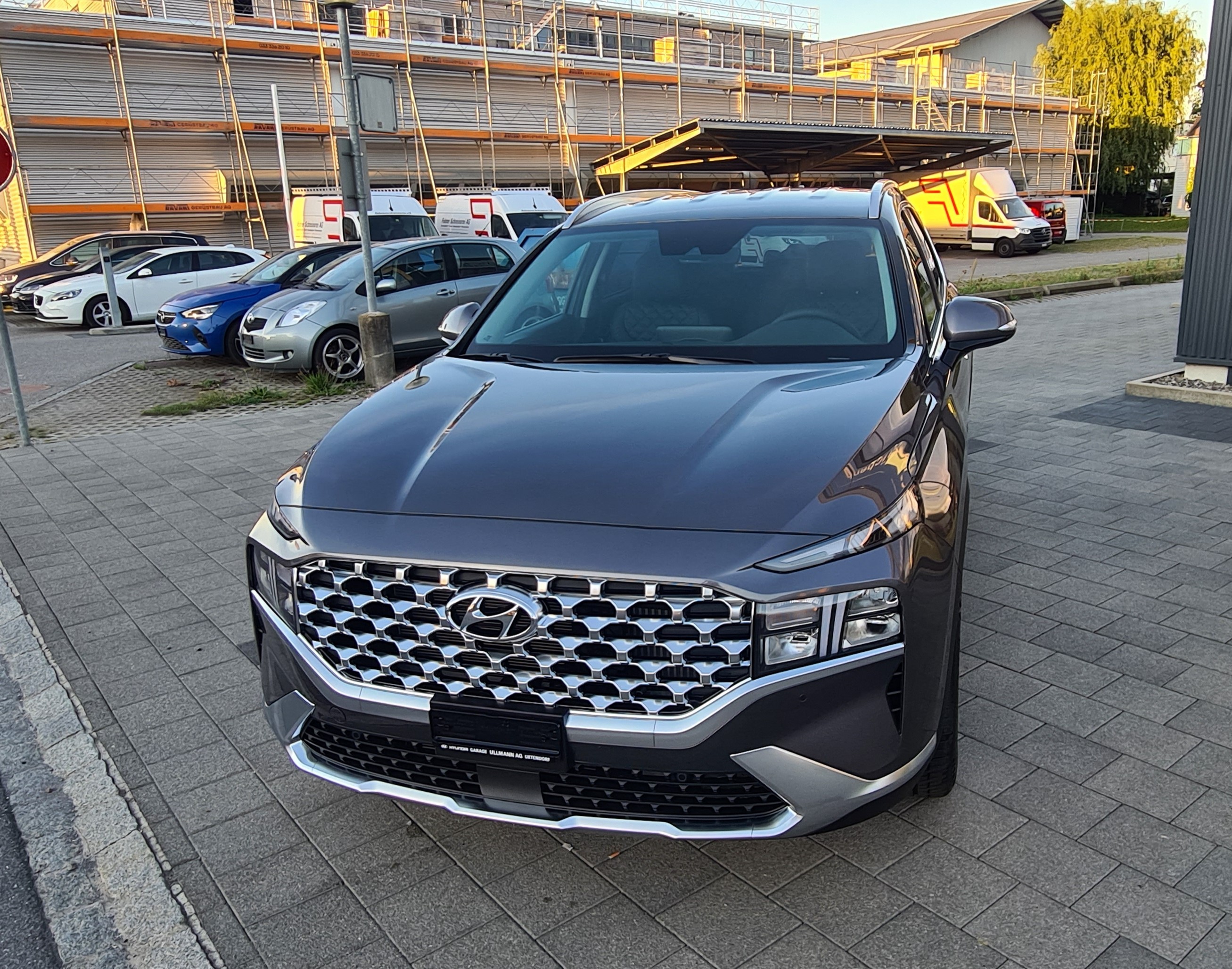 HYUNDAI Santa Fe 1.6 T-GDi PHEV Amplia 4WD