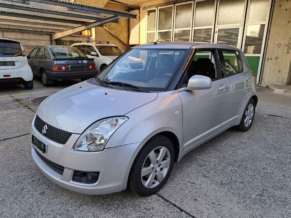 SUZUKI Swift 1.3 GL Top