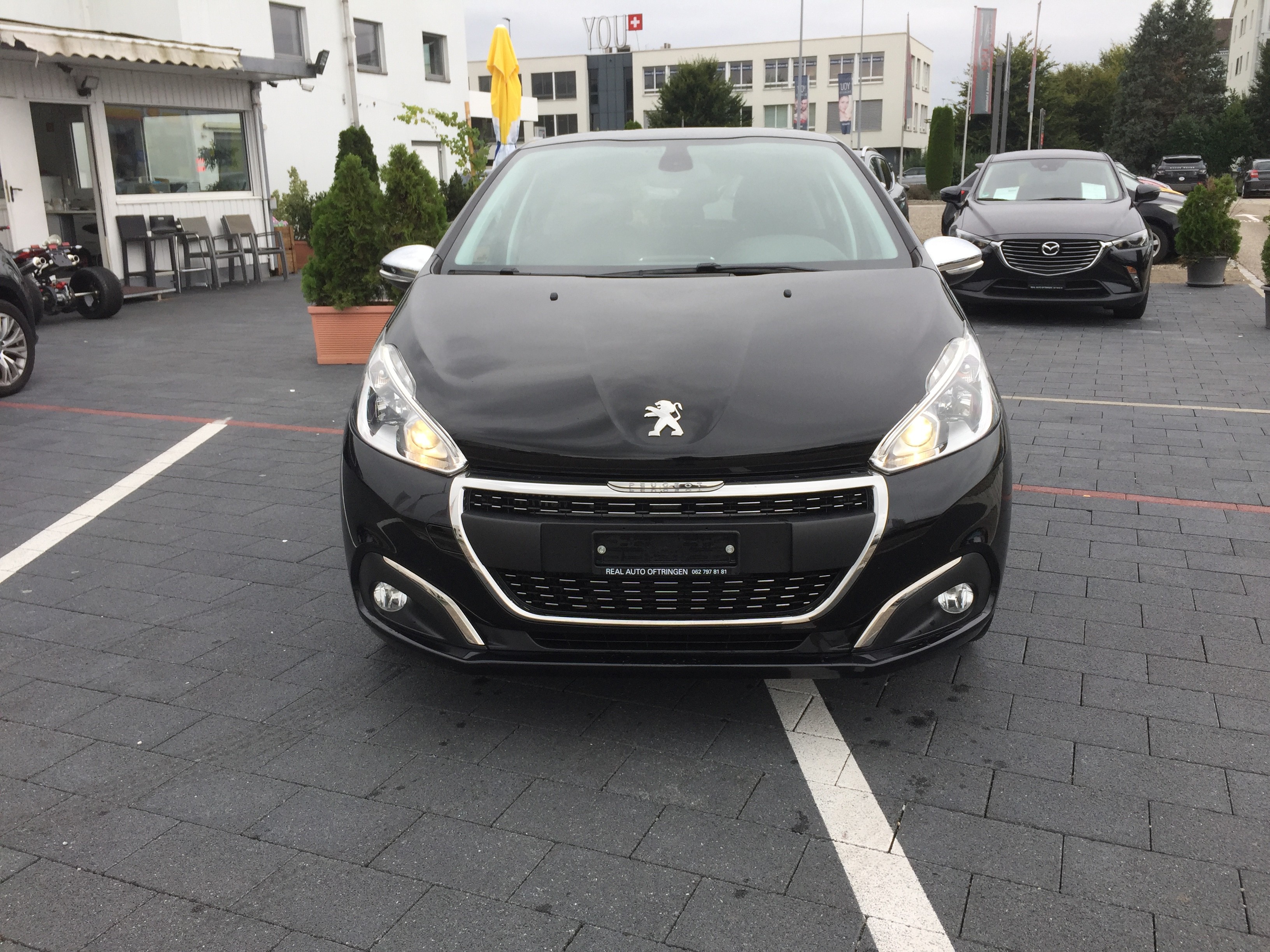 PEUGEOT 208 1.6 THP Allure