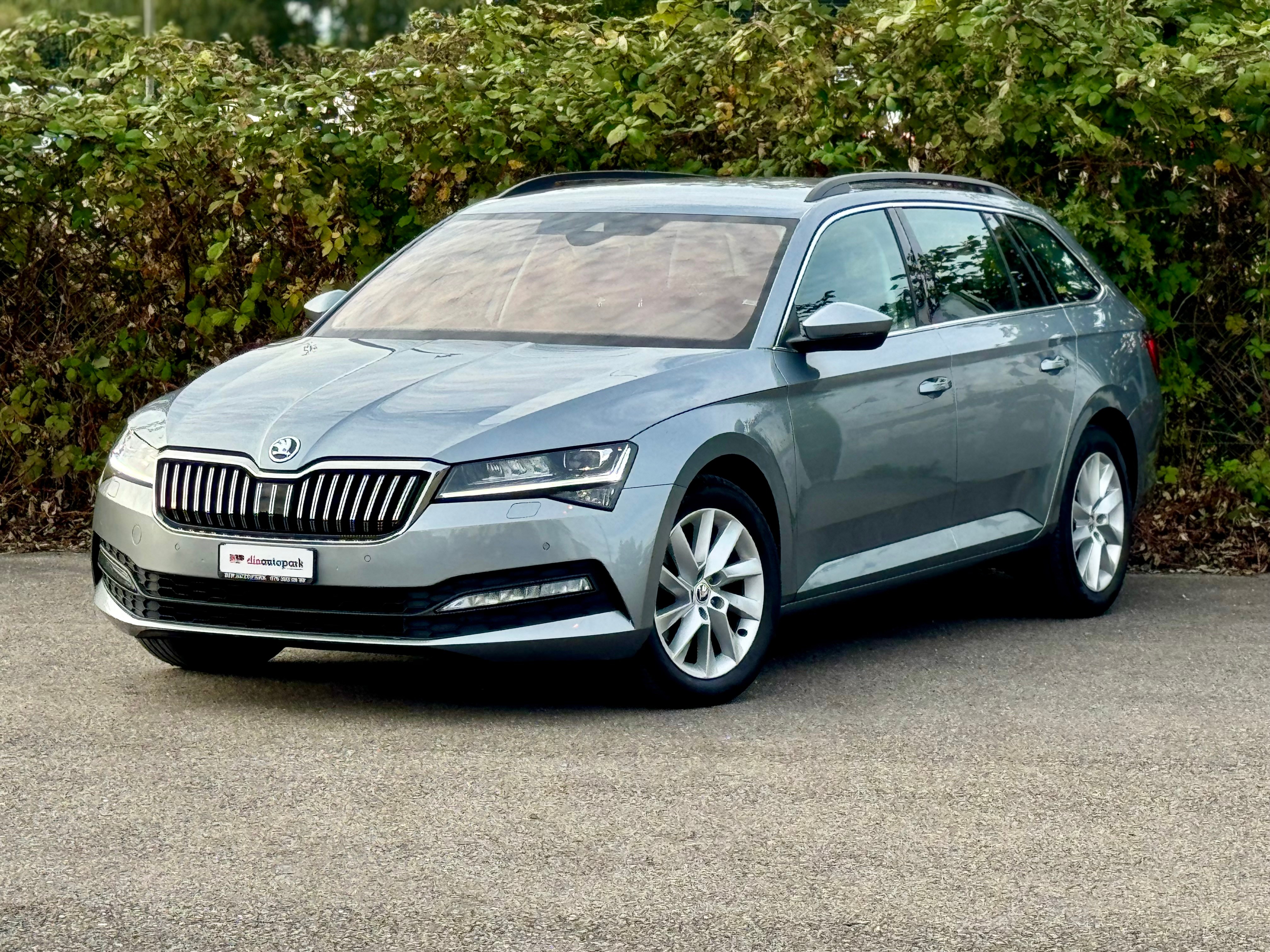 SKODA Superb Combi 2.0 TDi Ambition 4x4 DSG *Frisch ab MFK*