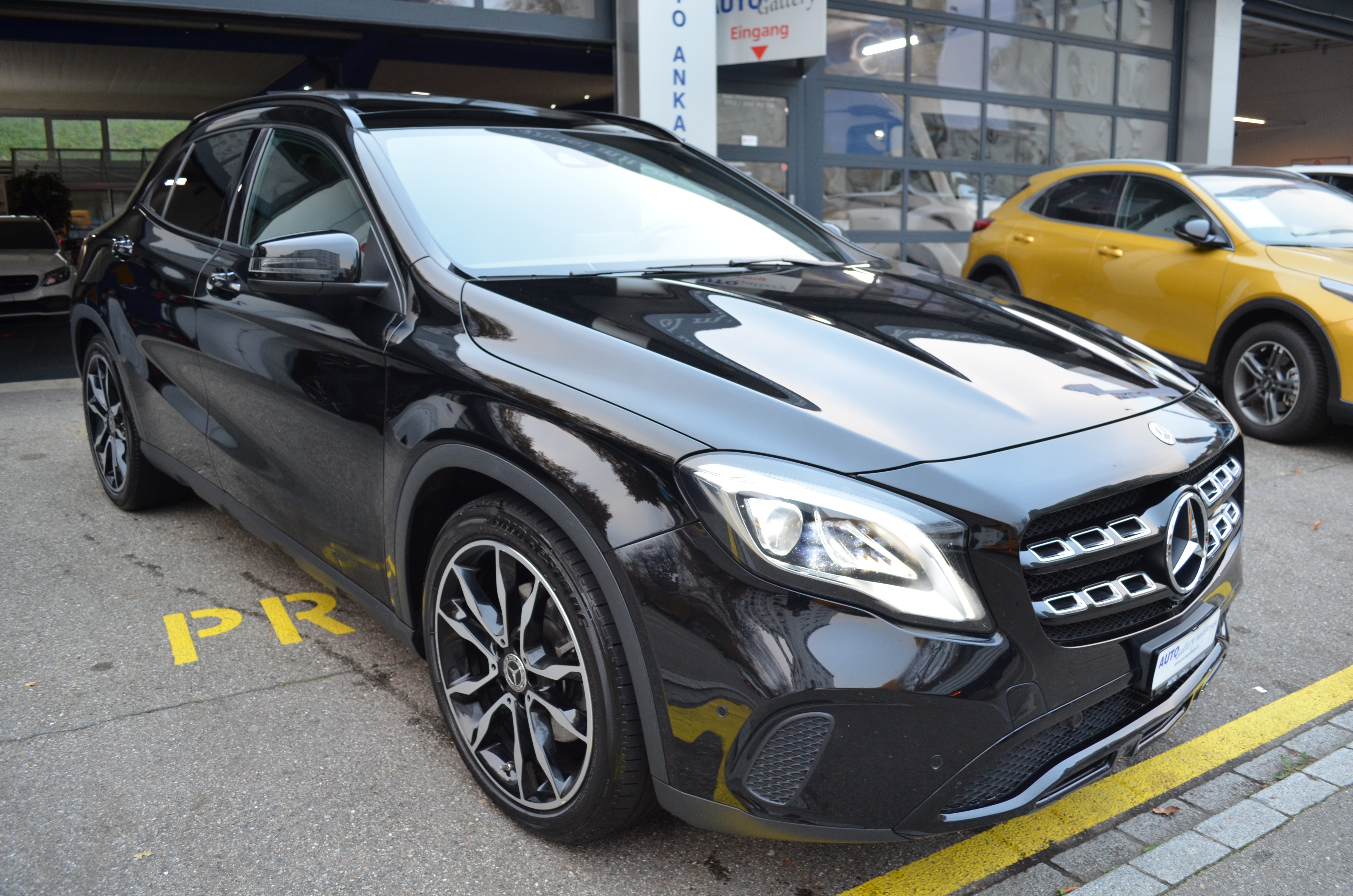 MERCEDES-BENZ GLA 250 Exclusiv 4Matic 7G-DCT