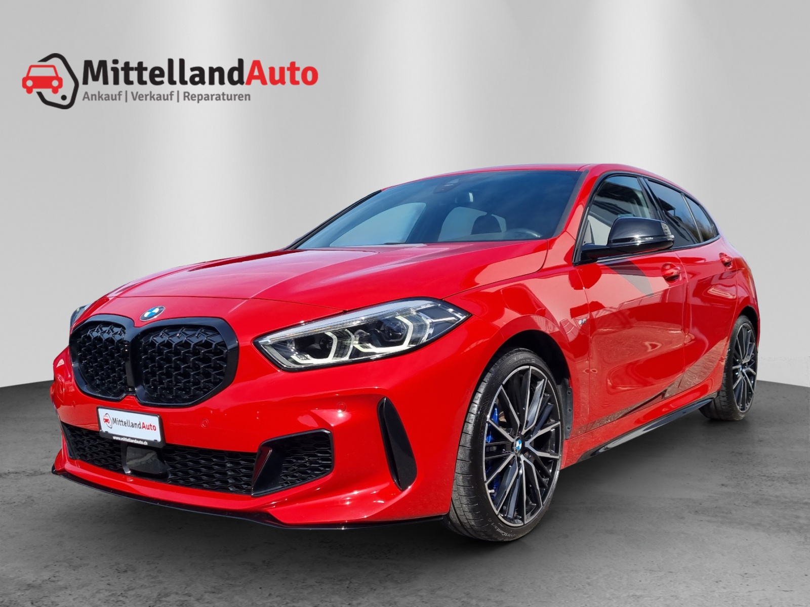 BMW M135i xDrive Steptronic