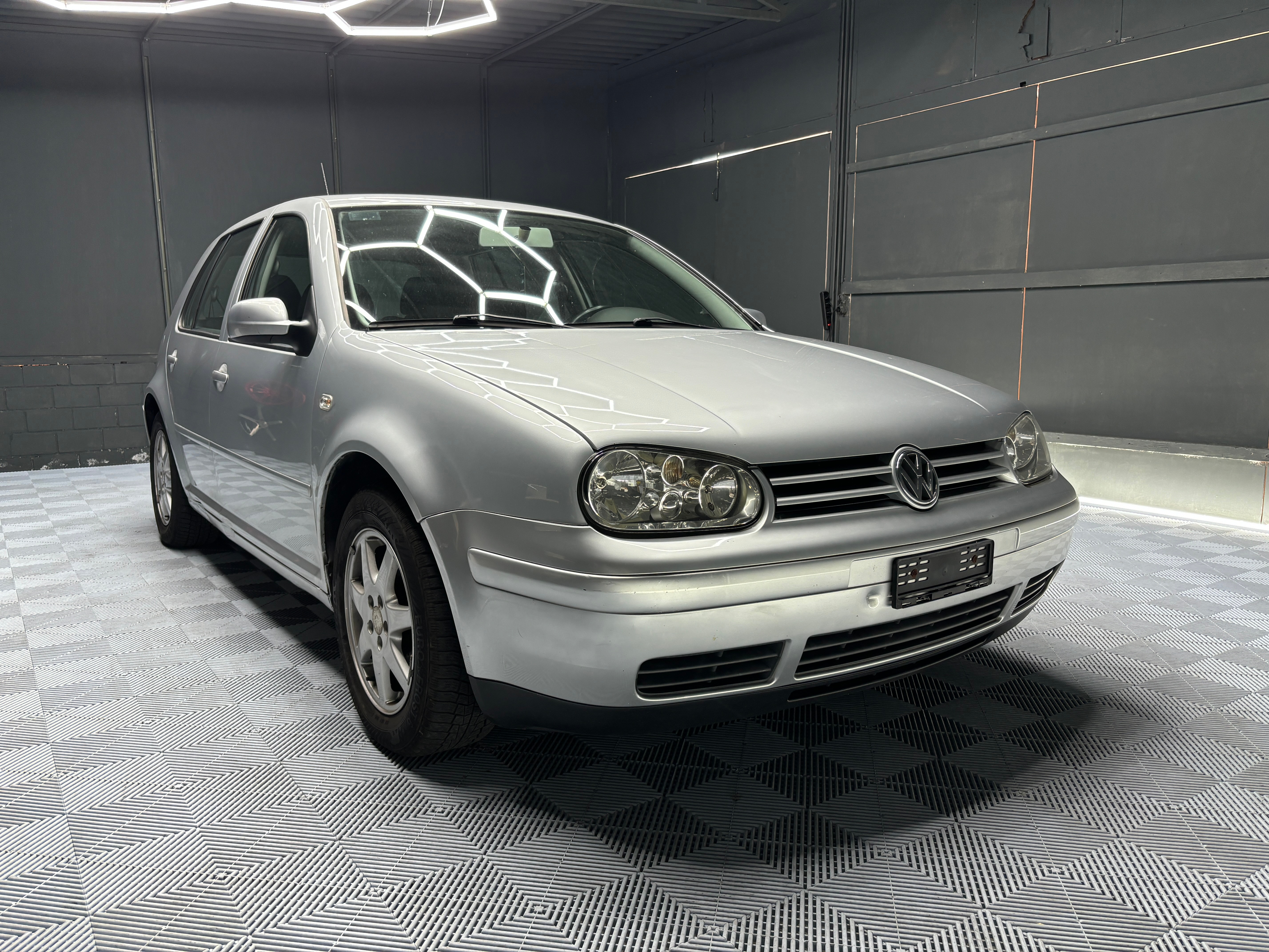 VW Golf 1.6 Comfortline Generation Automatic