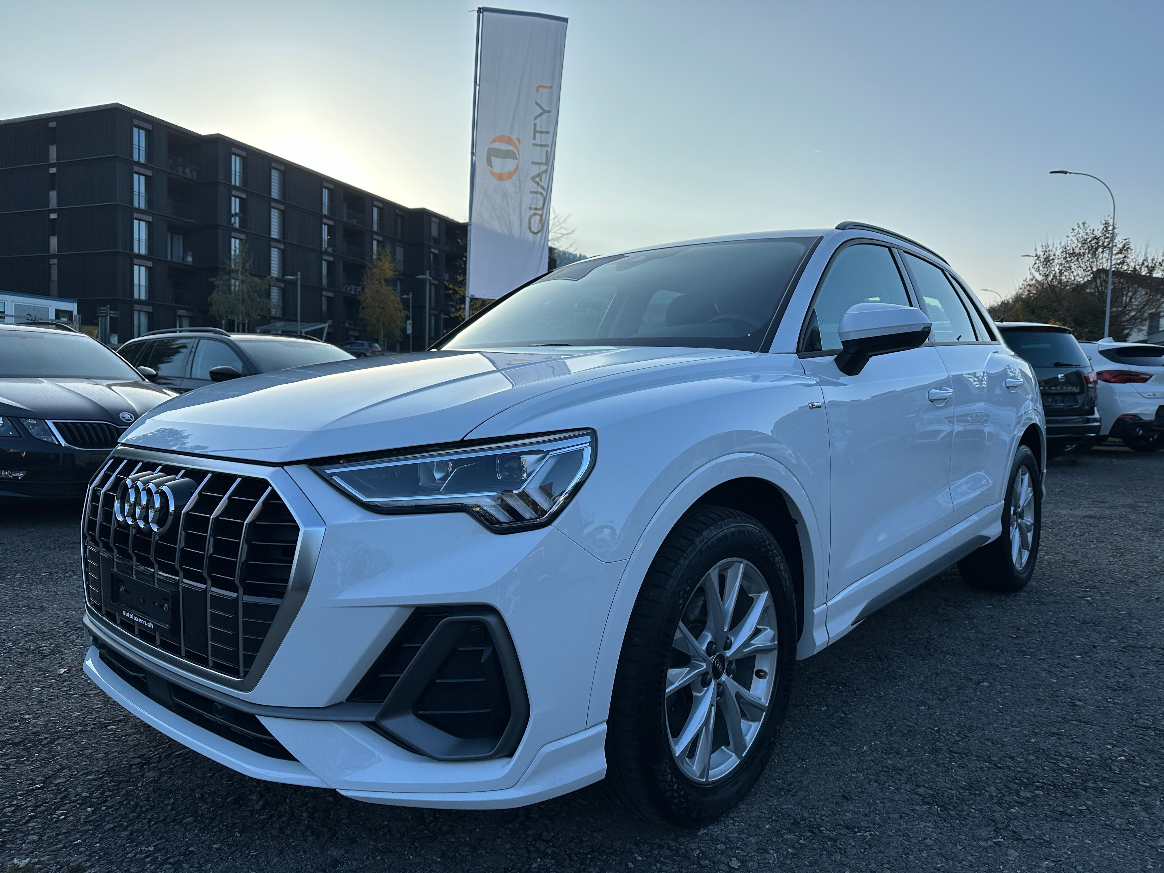 AUDI Q3 35 TDI S line Attraction quattro S-tronic