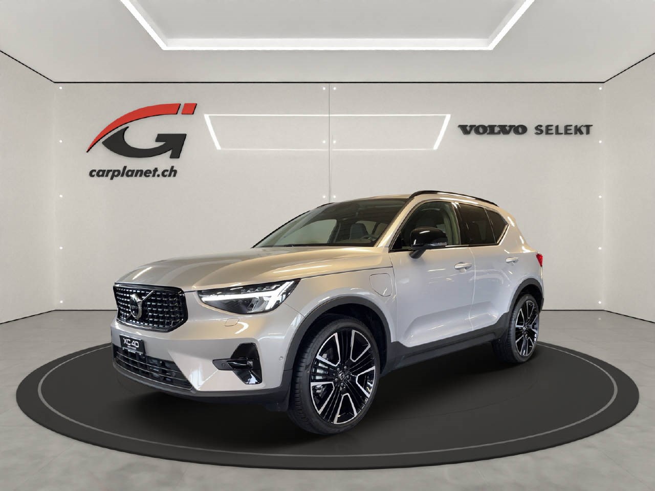 VOLVO XC40 1.5 T5 PiH Ultimate Dark