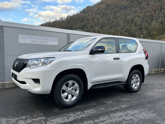 TOYOTA LandCruiser 2.8TD Active