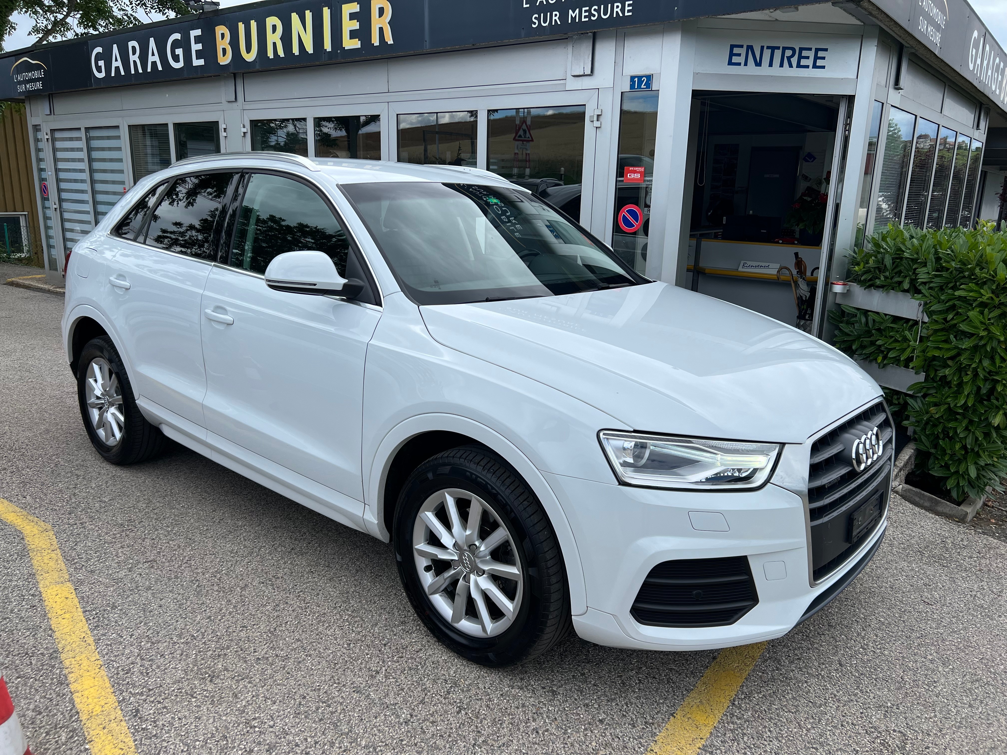 AUDI Q3 2.0 TDI sport quattro S-tronic